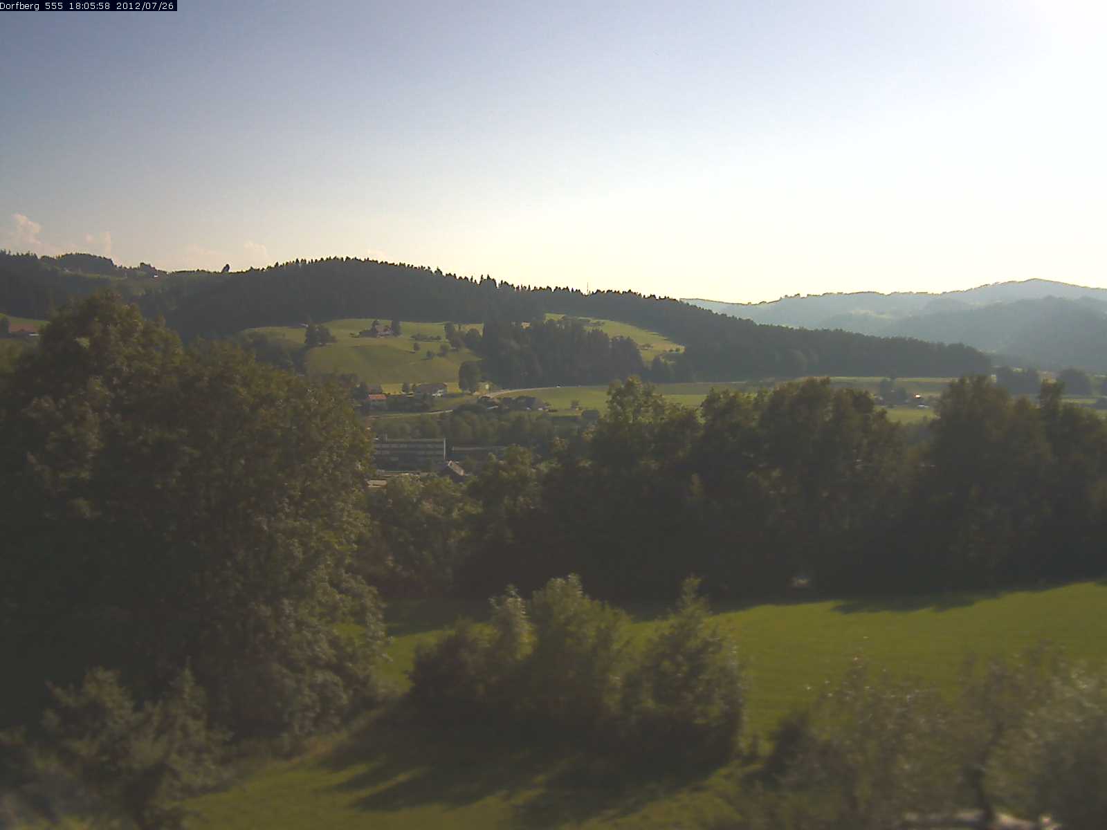Webcam-Bild: Aussicht vom Dorfberg in Langnau 20120726-180600