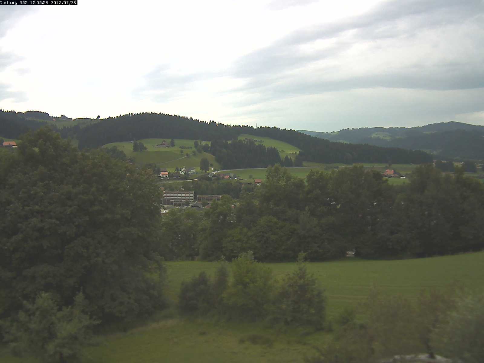 Webcam-Bild: Aussicht vom Dorfberg in Langnau 20120728-150600