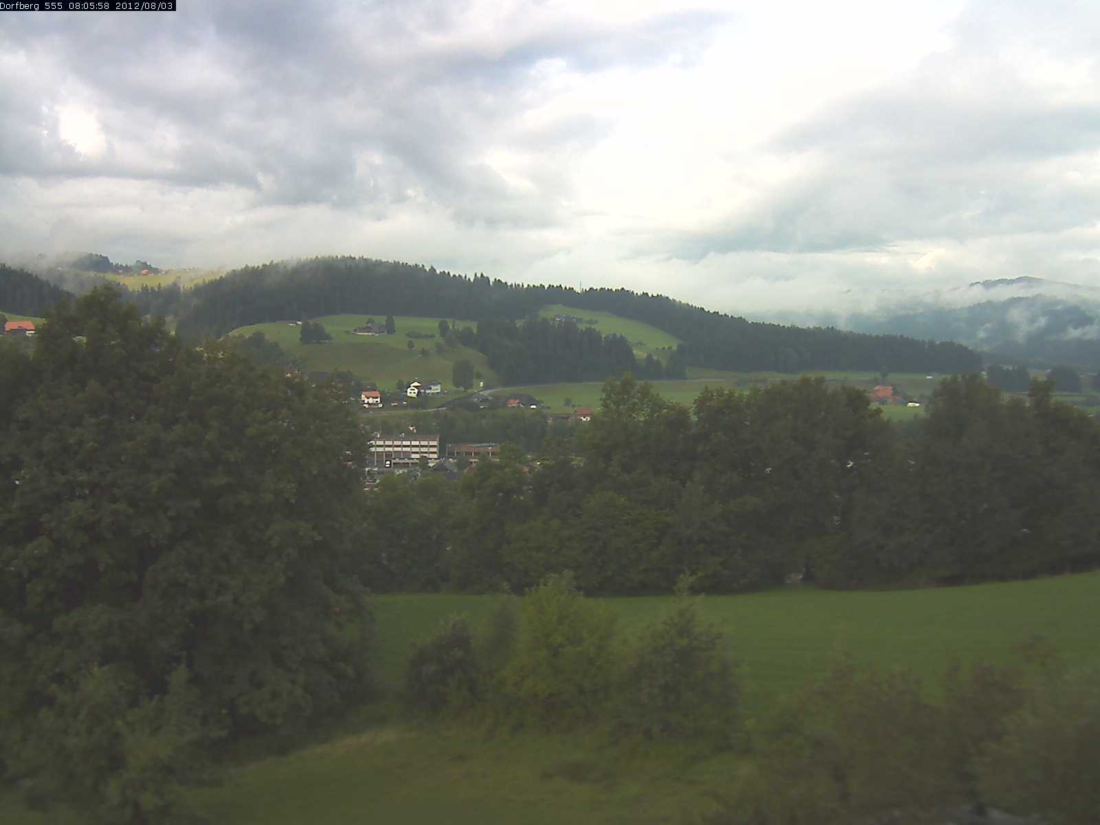 Webcam-Bild: Aussicht vom Dorfberg in Langnau 20120803-080600