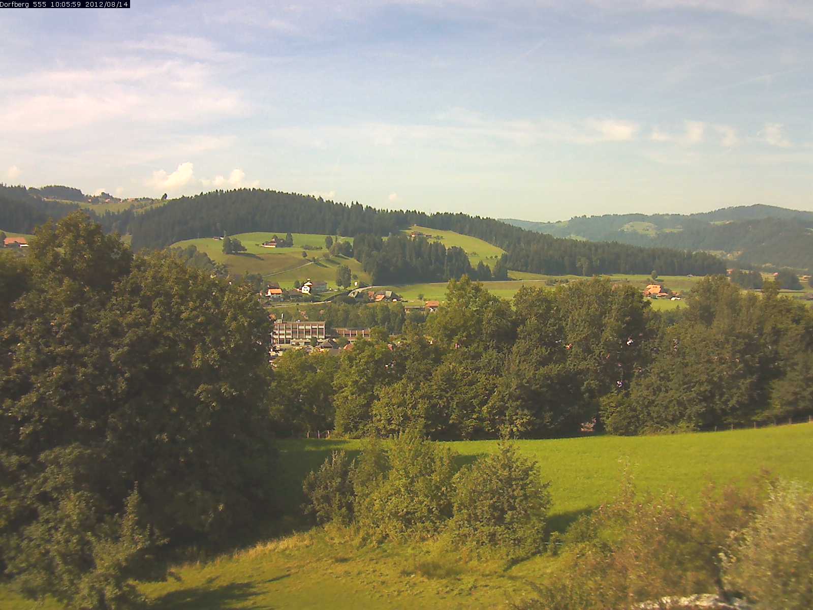 Webcam-Bild: Aussicht vom Dorfberg in Langnau 20120814-100600
