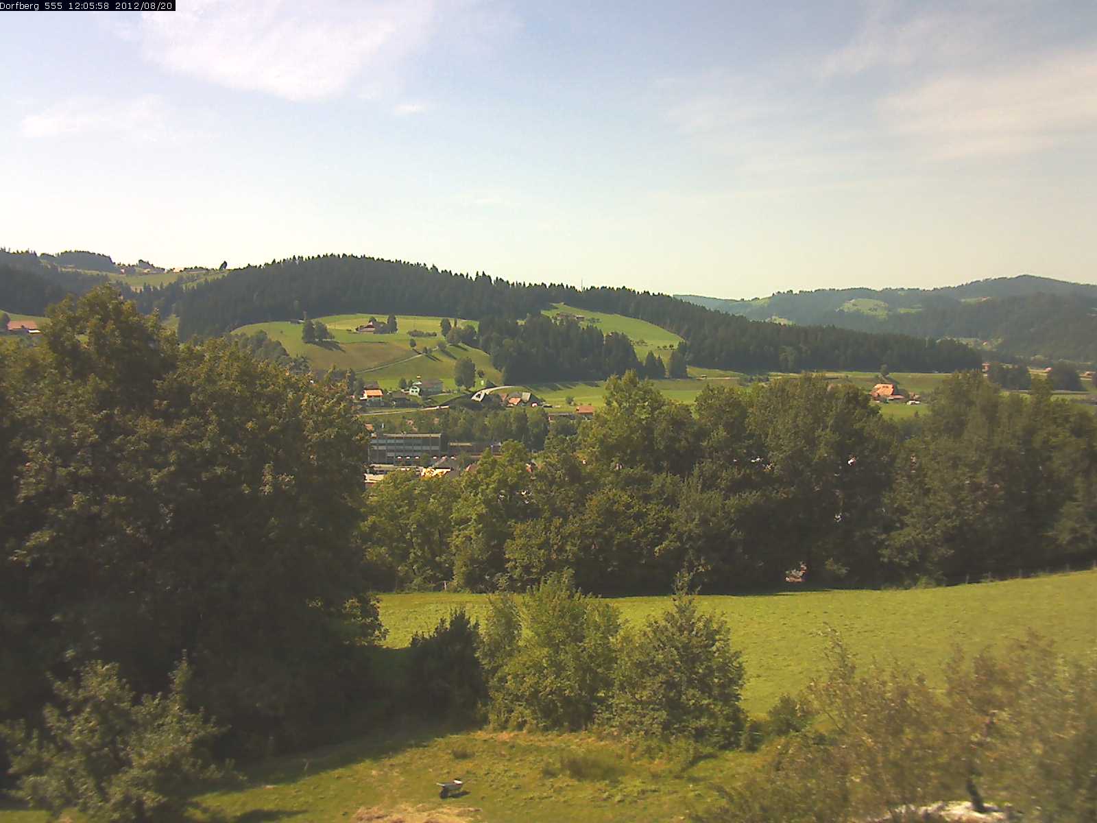 Webcam-Bild: Aussicht vom Dorfberg in Langnau 20120820-120600