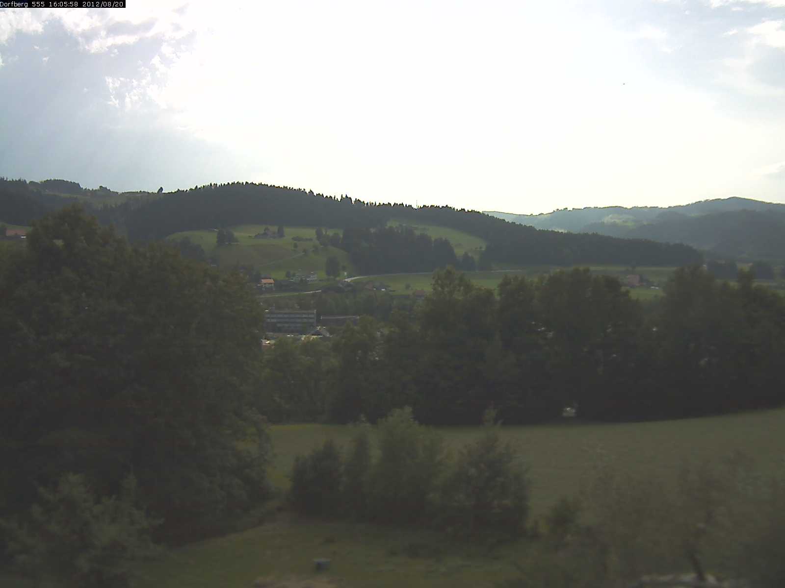 Webcam-Bild: Aussicht vom Dorfberg in Langnau 20120820-160600