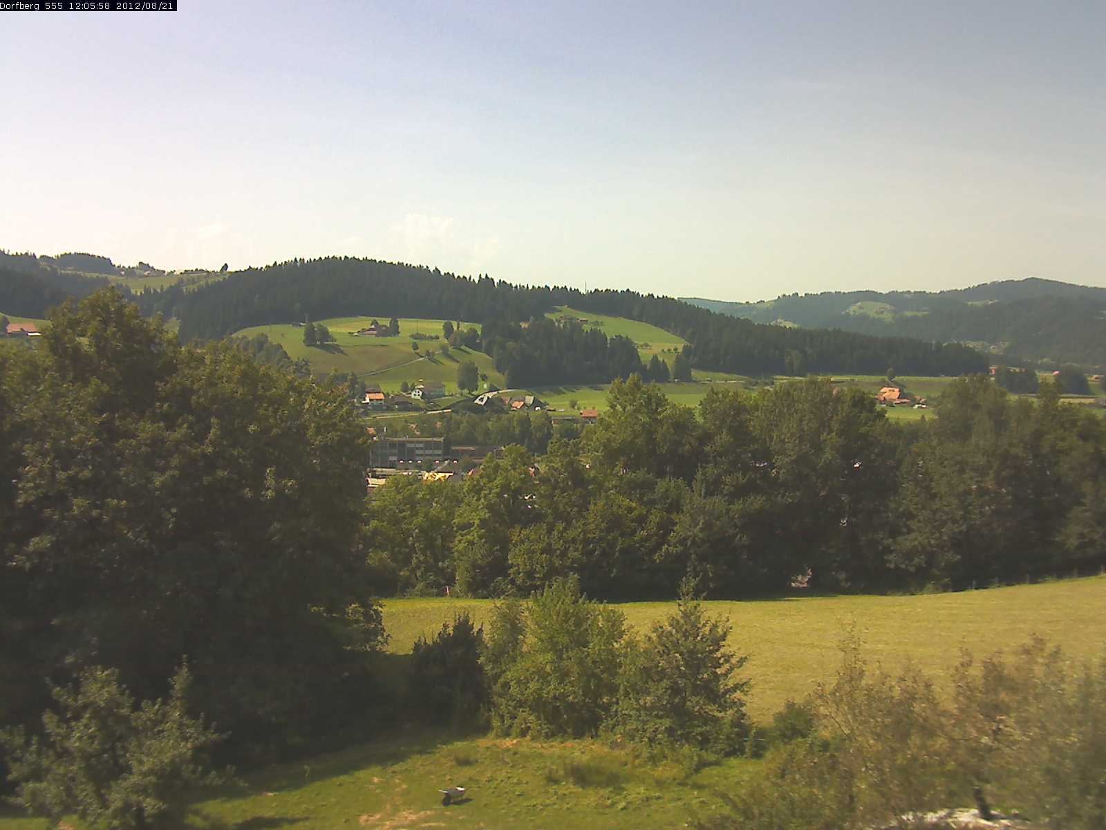 Webcam-Bild: Aussicht vom Dorfberg in Langnau 20120821-120600