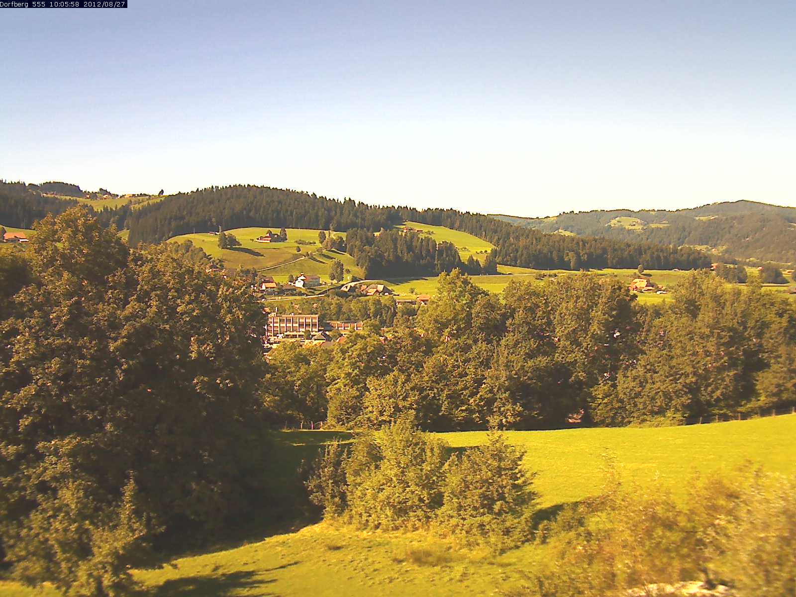 Webcam-Bild: Aussicht vom Dorfberg in Langnau 20120827-100600