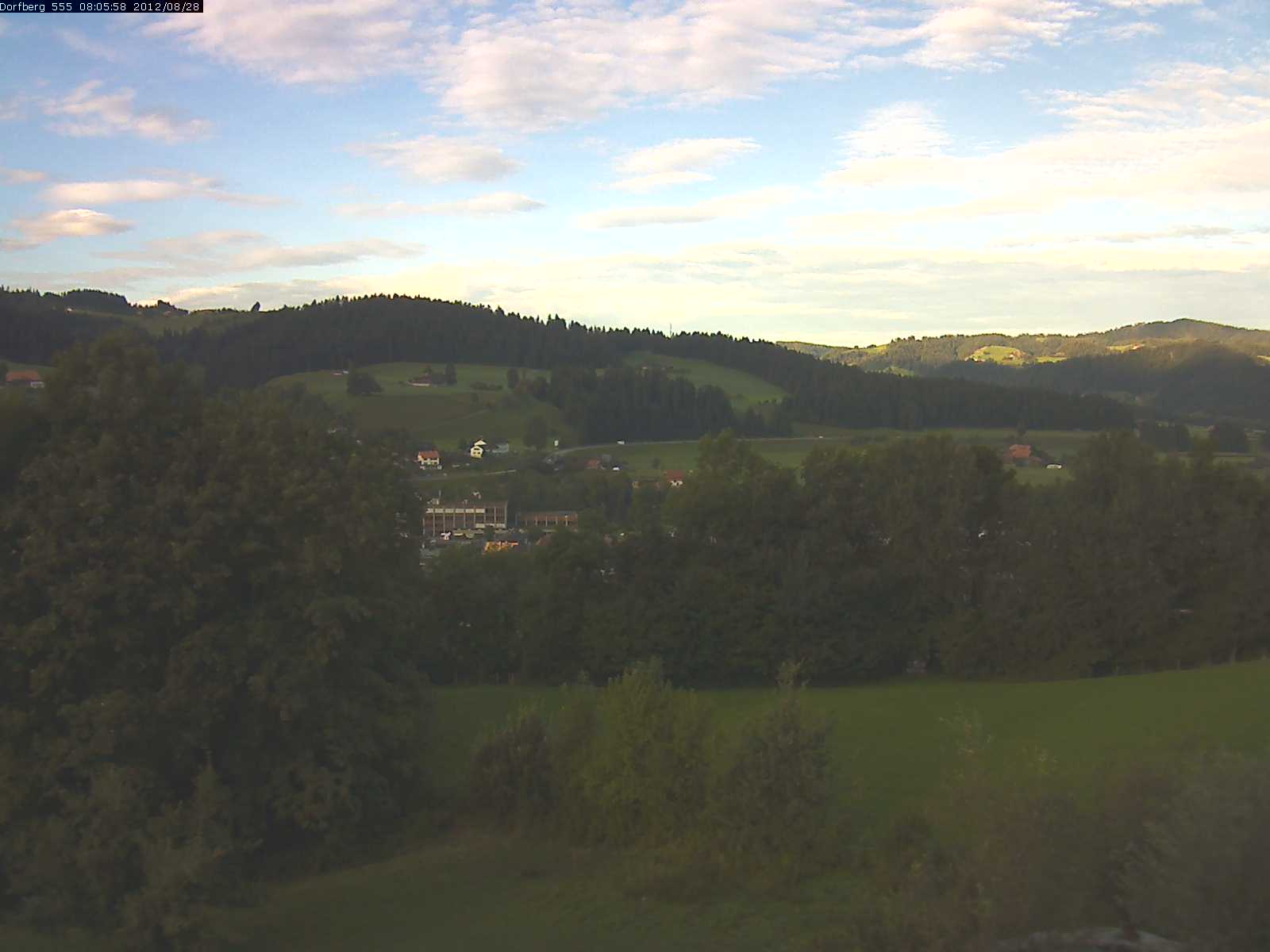Webcam-Bild: Aussicht vom Dorfberg in Langnau 20120828-080600