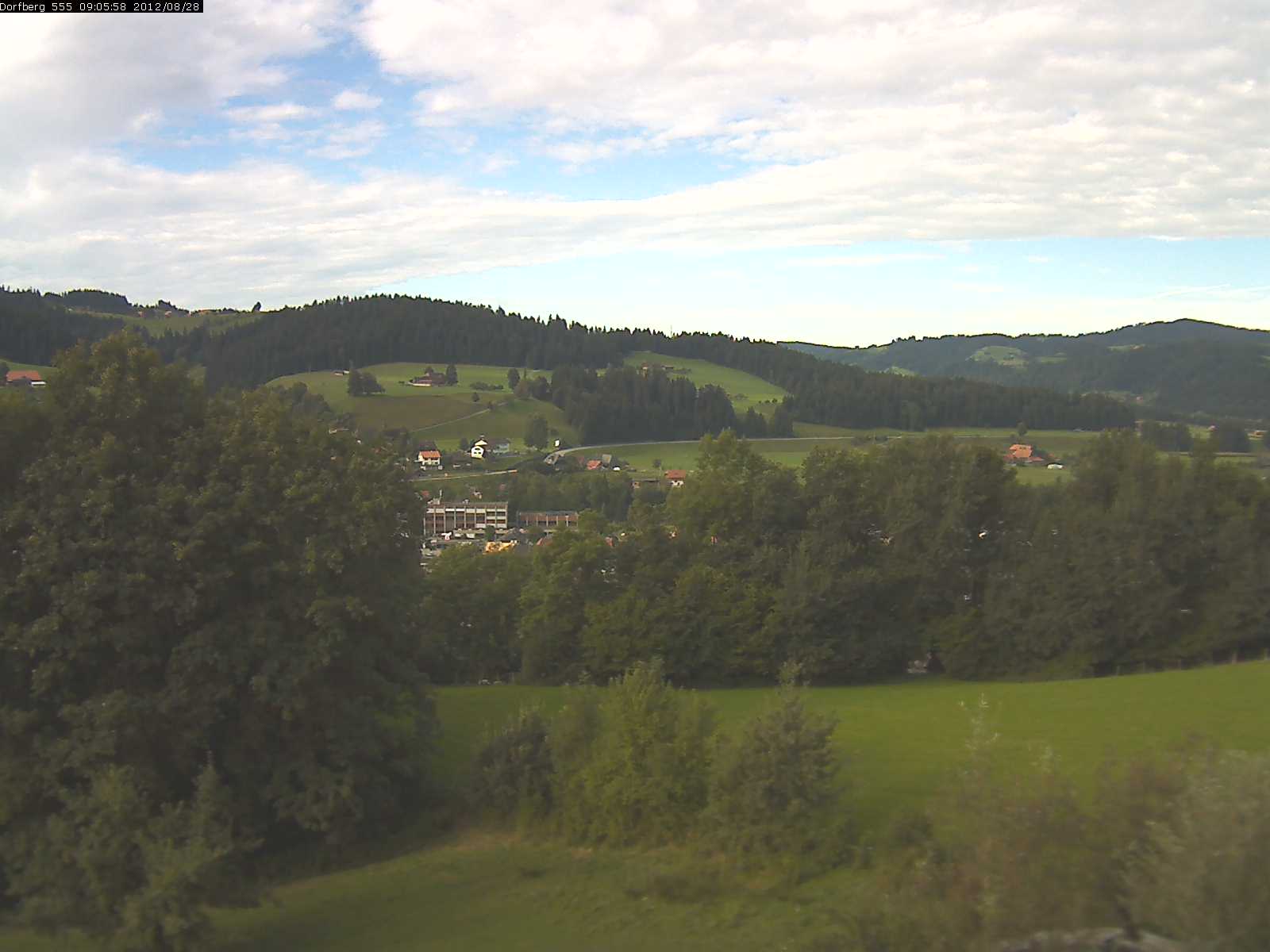 Webcam-Bild: Aussicht vom Dorfberg in Langnau 20120828-090600