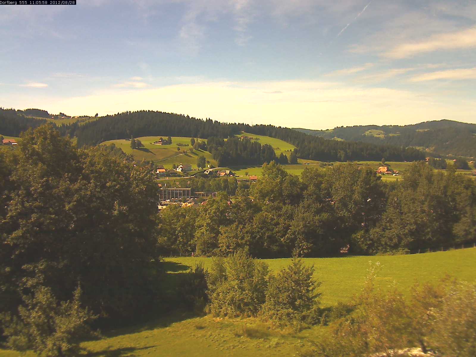 Webcam-Bild: Aussicht vom Dorfberg in Langnau 20120828-110600