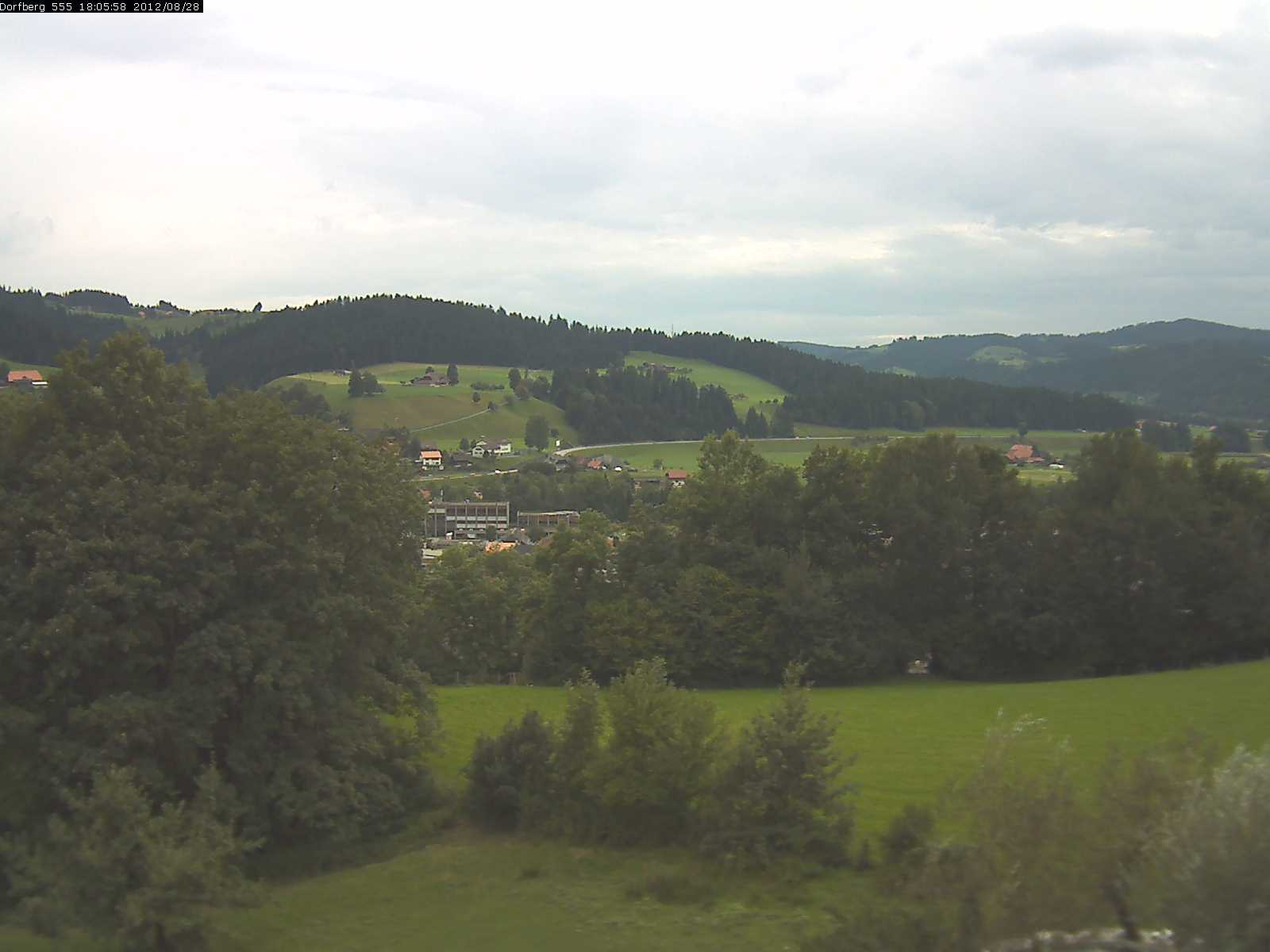 Webcam-Bild: Aussicht vom Dorfberg in Langnau 20120828-180600
