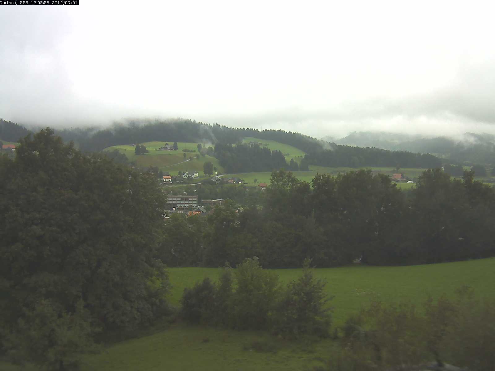Webcam-Bild: Aussicht vom Dorfberg in Langnau 20120901-120600