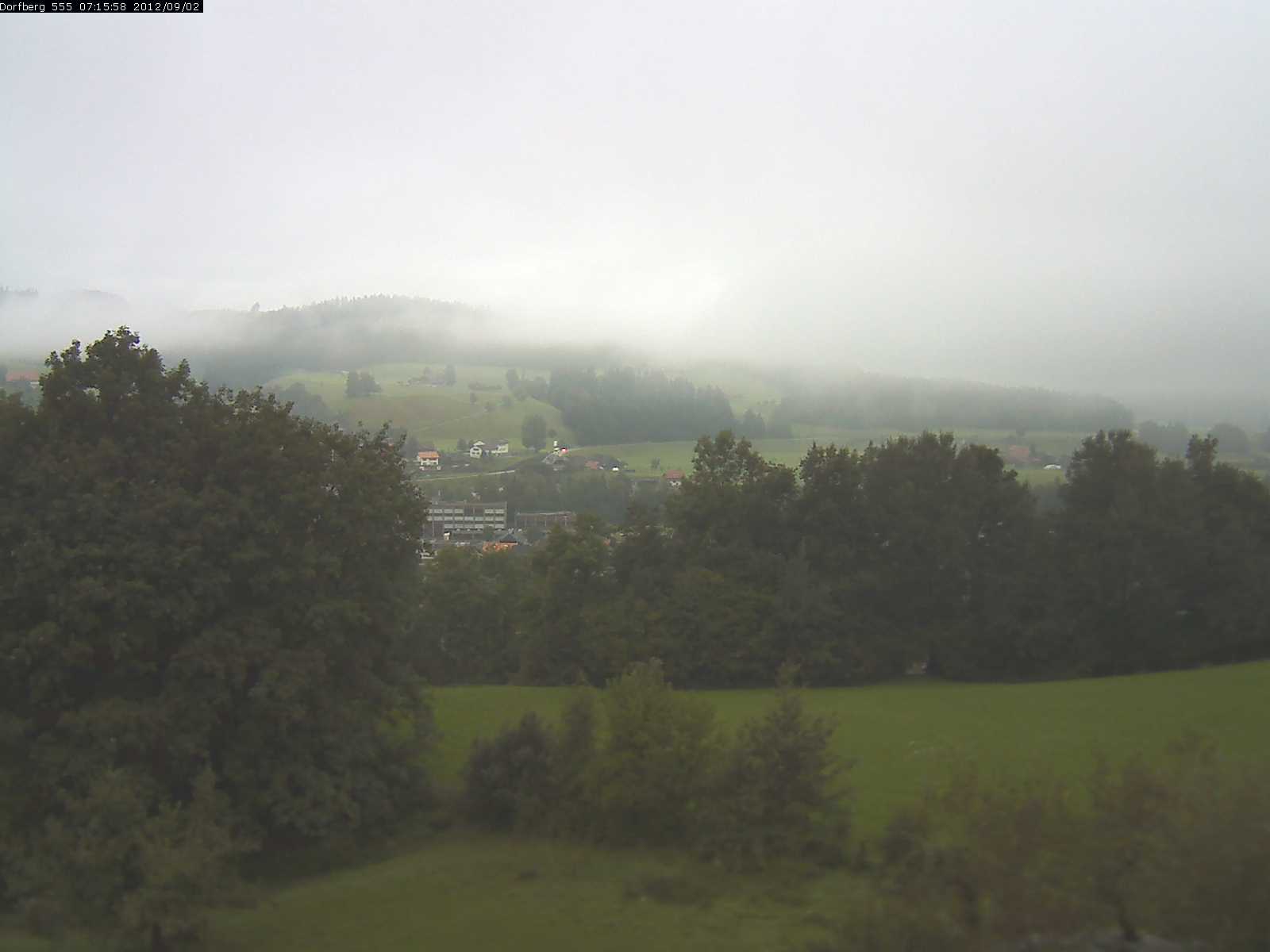 Webcam-Bild: Aussicht vom Dorfberg in Langnau 20120902-071600