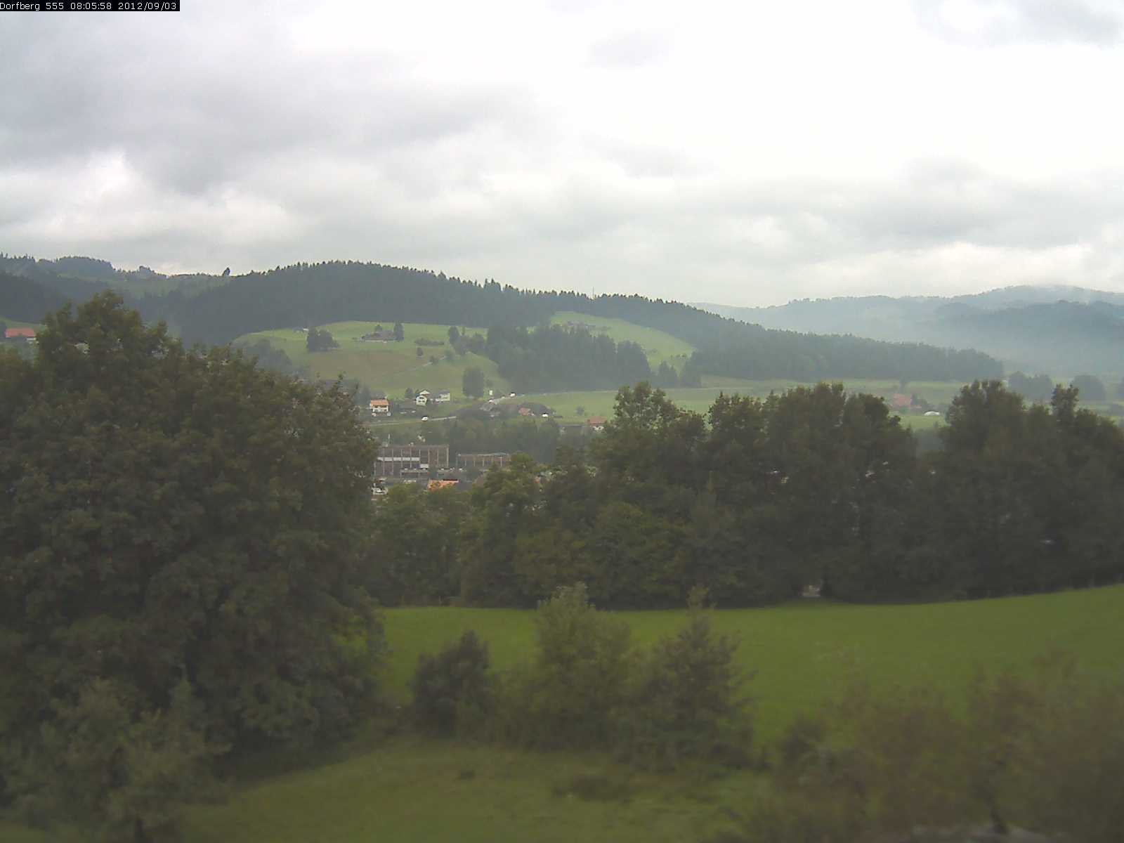 Webcam-Bild: Aussicht vom Dorfberg in Langnau 20120903-080600