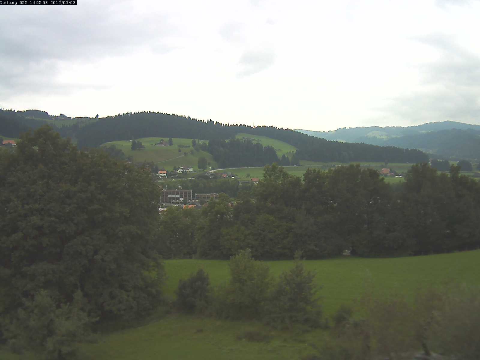 Webcam-Bild: Aussicht vom Dorfberg in Langnau 20120903-140600