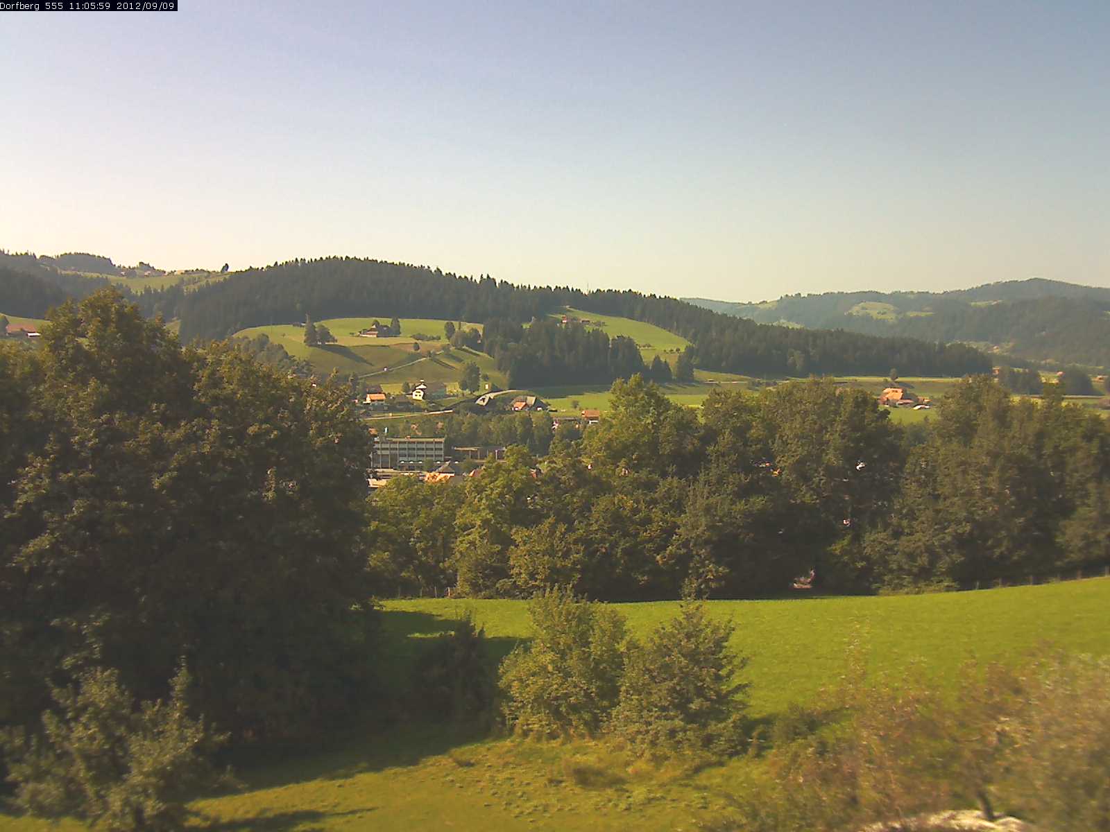 Webcam-Bild: Aussicht vom Dorfberg in Langnau 20120909-110600