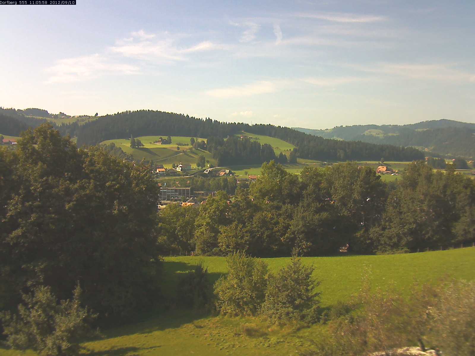 Webcam-Bild: Aussicht vom Dorfberg in Langnau 20120910-110600