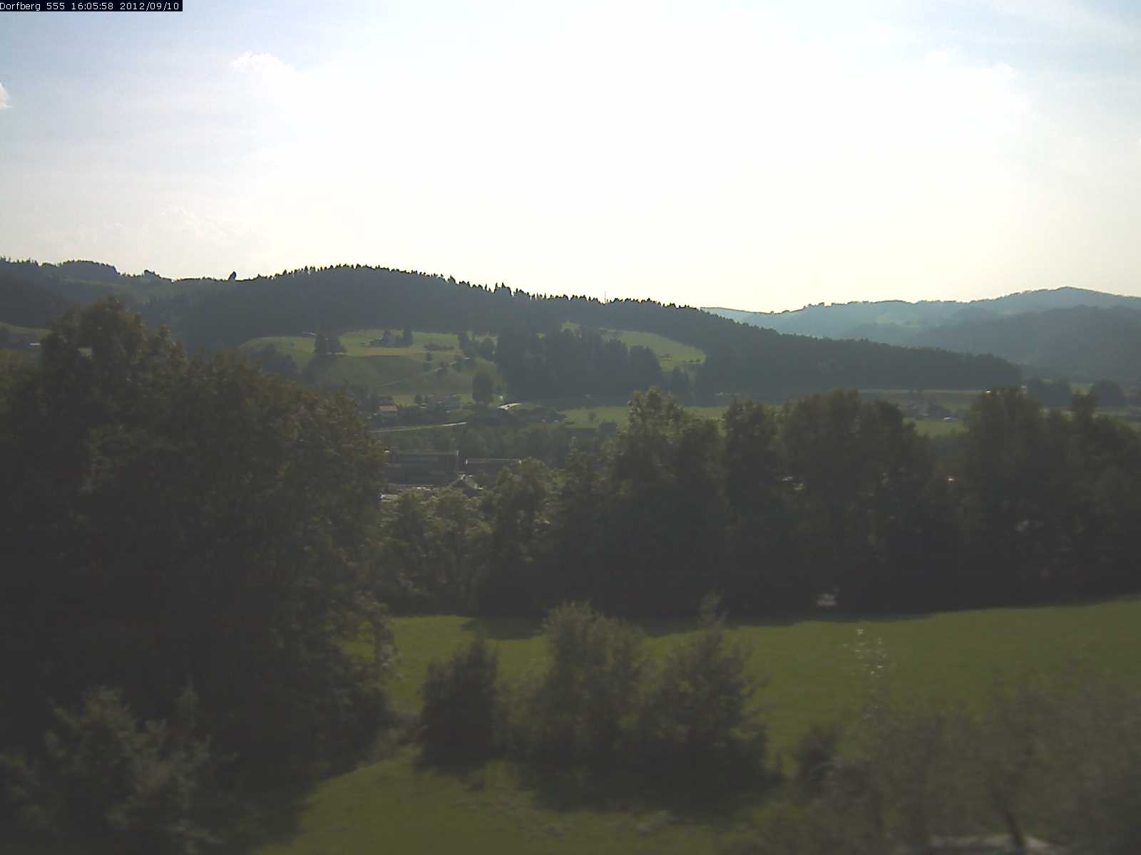 Webcam-Bild: Aussicht vom Dorfberg in Langnau 20120910-160600