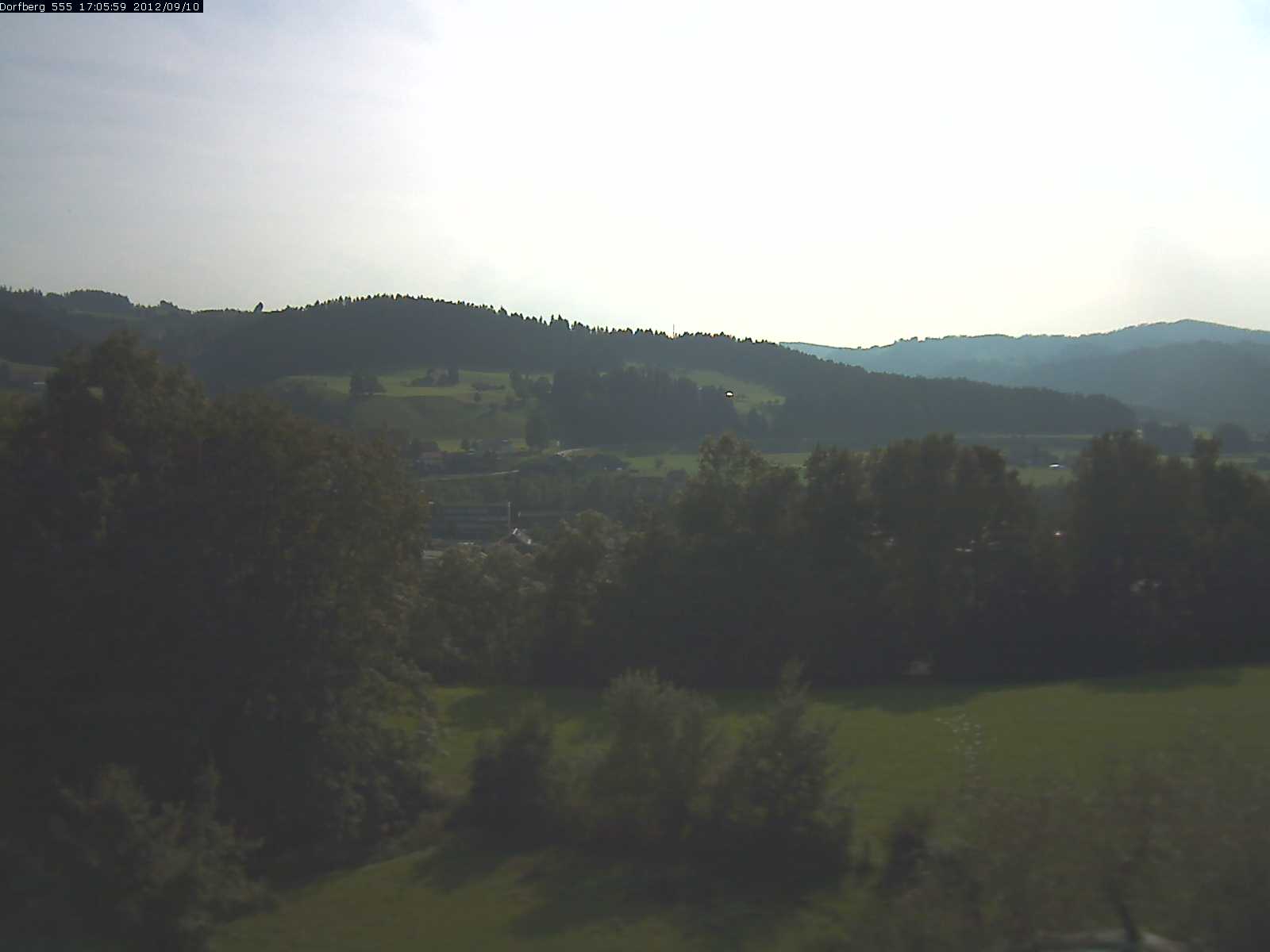 Webcam-Bild: Aussicht vom Dorfberg in Langnau 20120910-170600