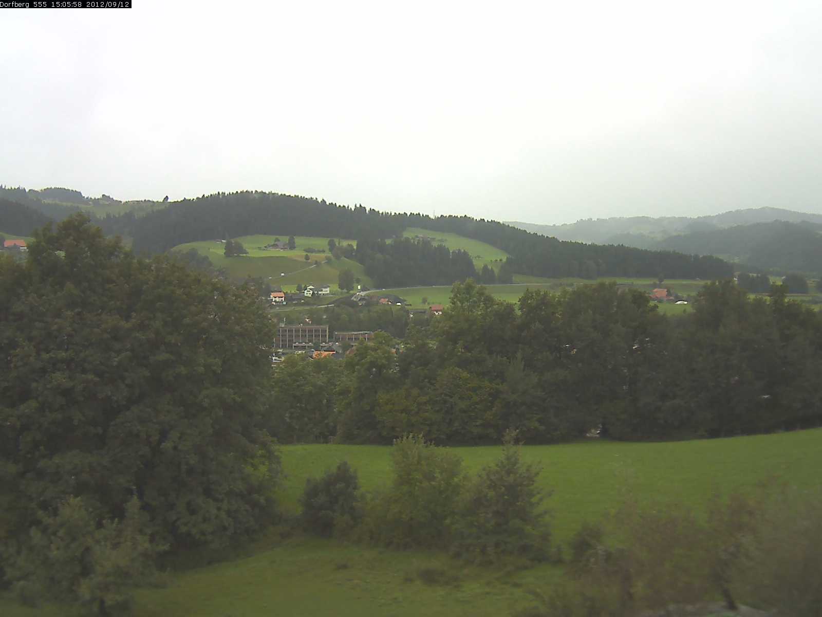 Webcam-Bild: Aussicht vom Dorfberg in Langnau 20120912-150600
