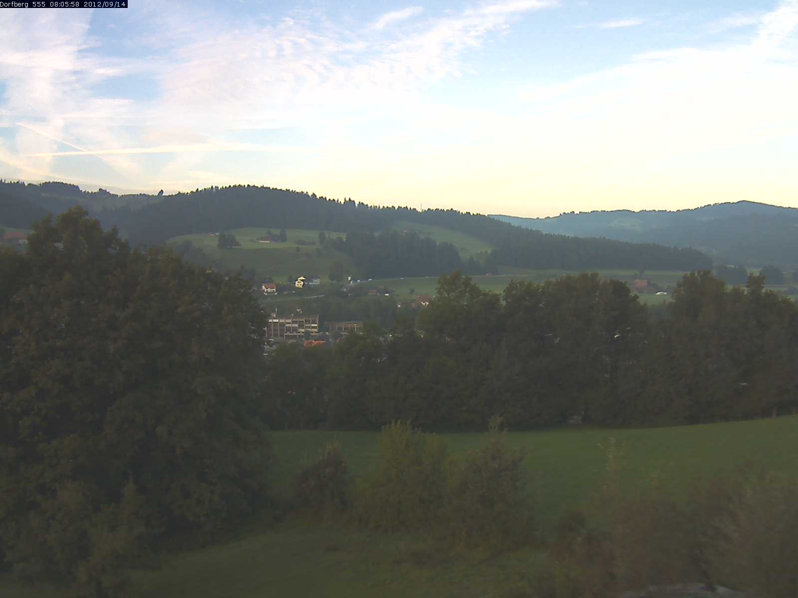 Webcam-Bild: Aussicht vom Dorfberg in Langnau 20120914-080600