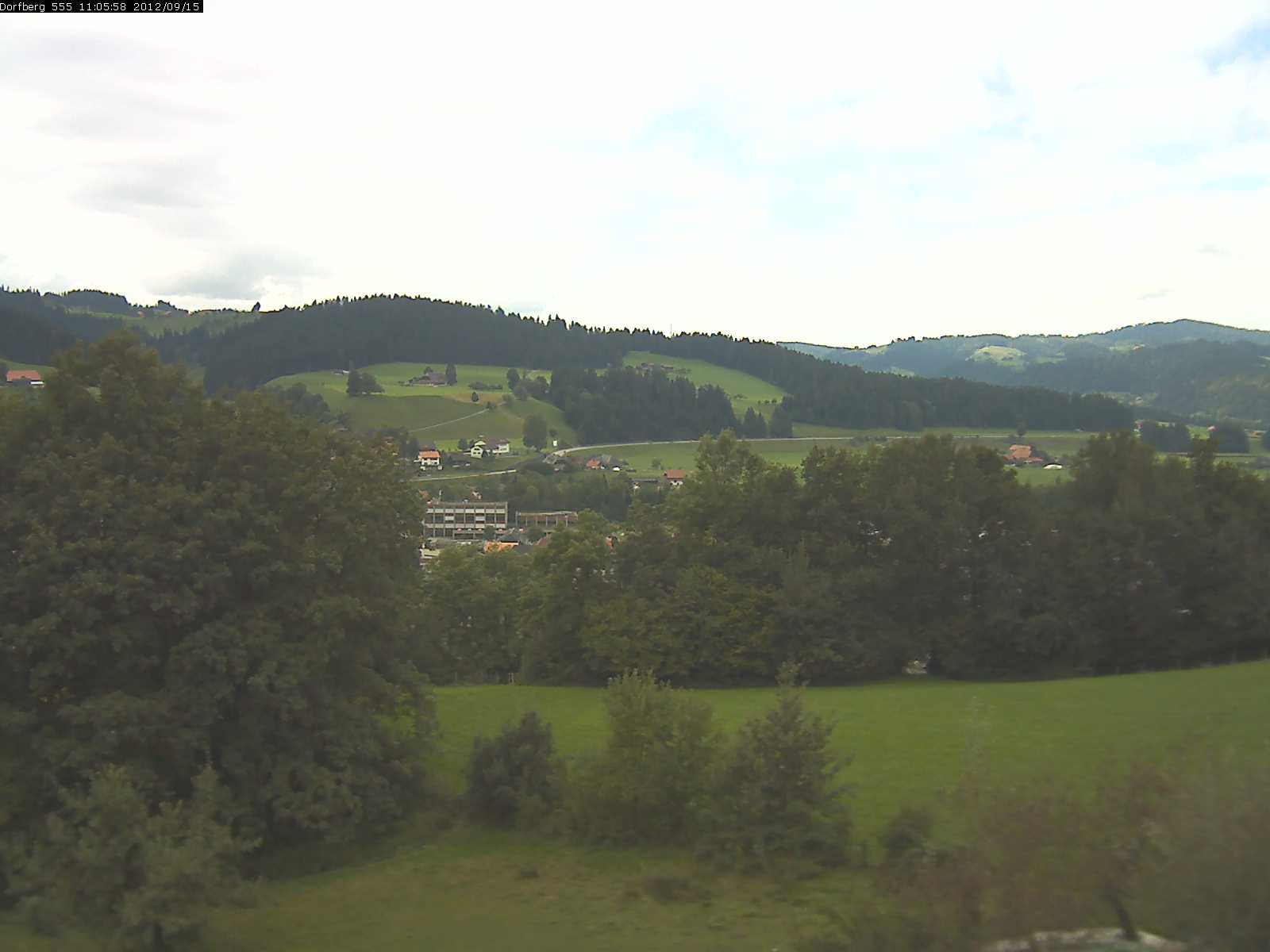 Webcam-Bild: Aussicht vom Dorfberg in Langnau 20120915-110600