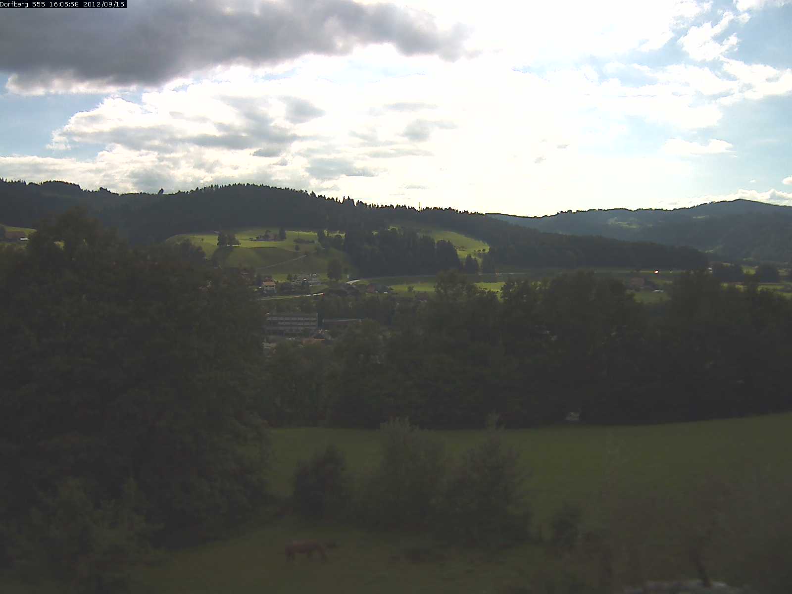 Webcam-Bild: Aussicht vom Dorfberg in Langnau 20120915-160600