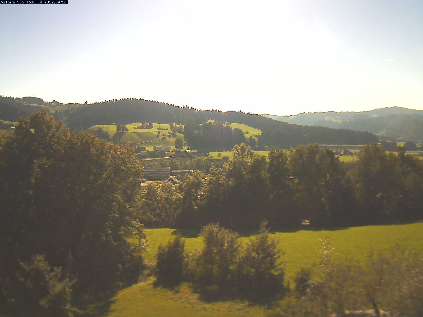 Webcam-Bild: Aussicht vom Dorfberg in Langnau 20120916-160600