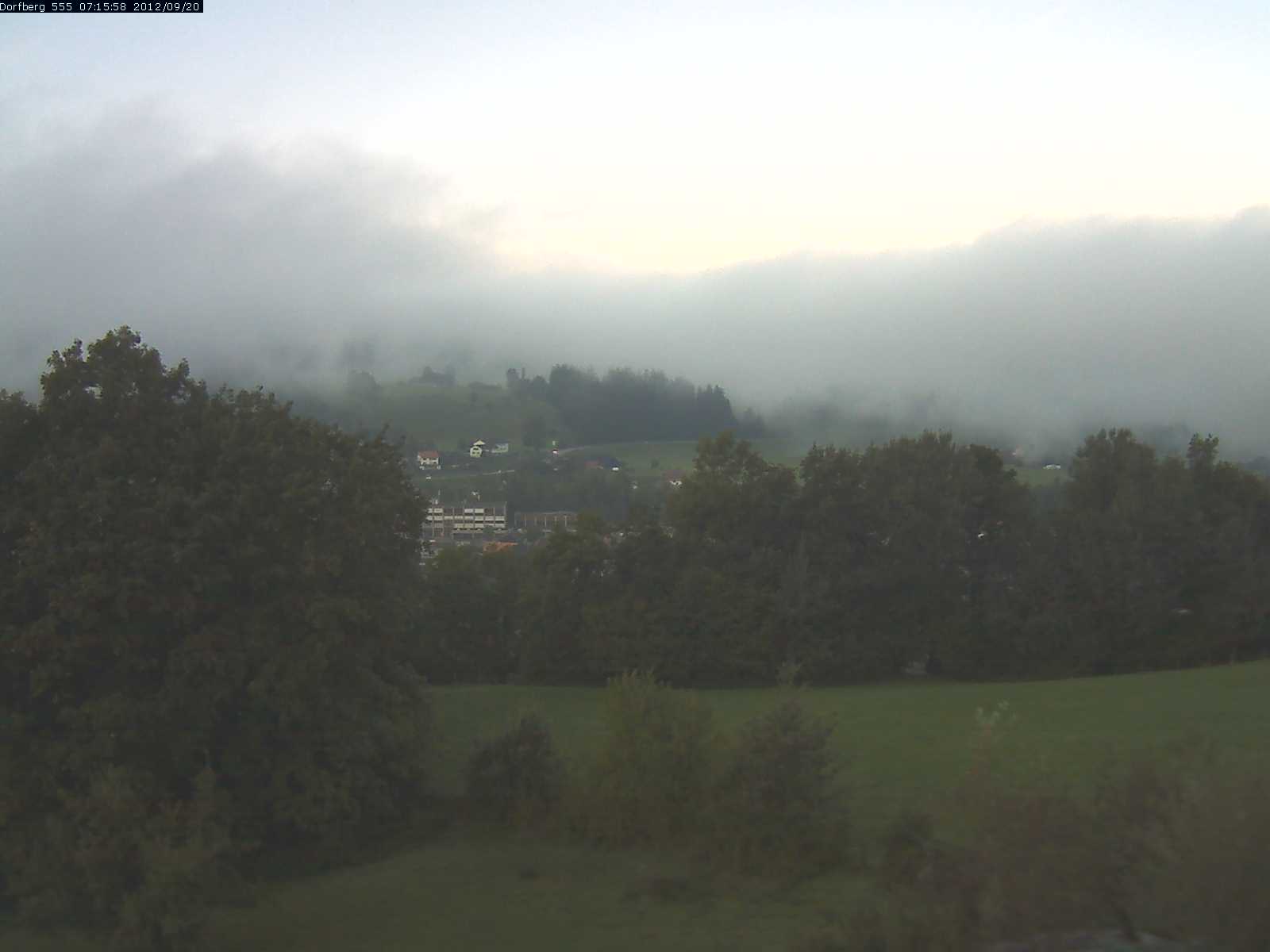 Webcam-Bild: Aussicht vom Dorfberg in Langnau 20120920-071600