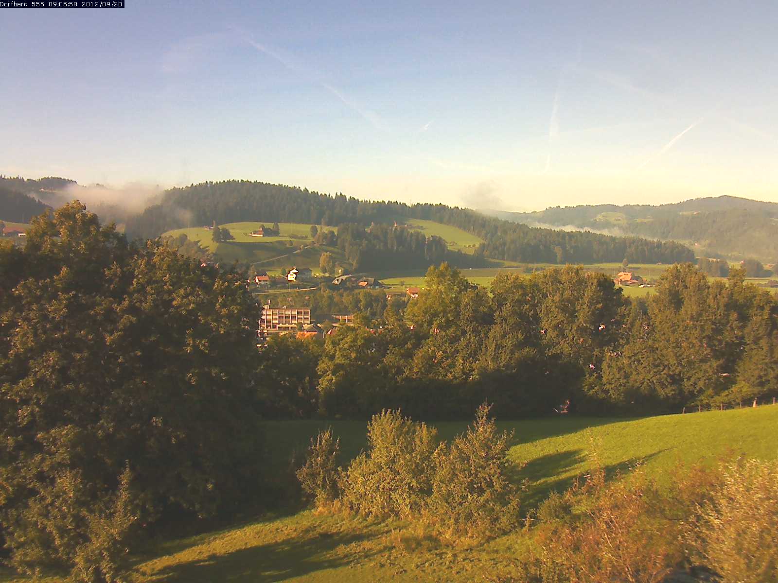 Webcam-Bild: Aussicht vom Dorfberg in Langnau 20120920-090600