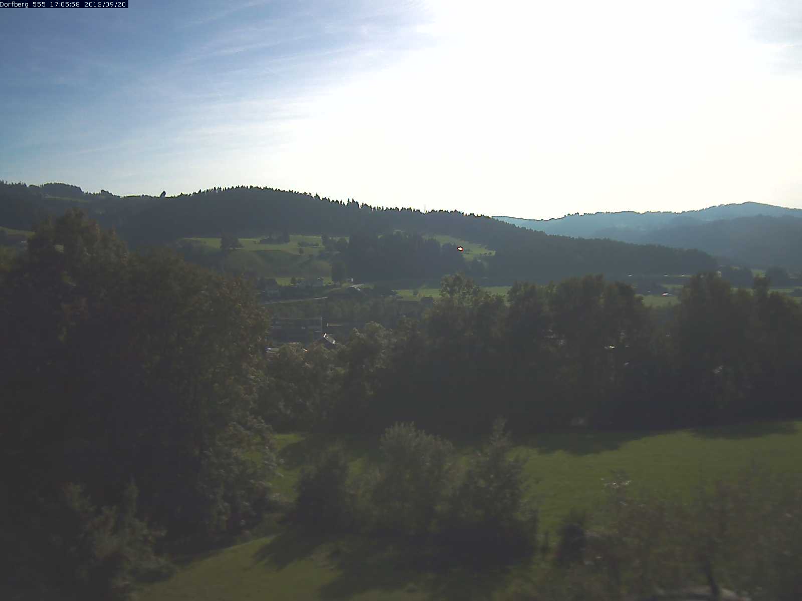 Webcam-Bild: Aussicht vom Dorfberg in Langnau 20120920-170600