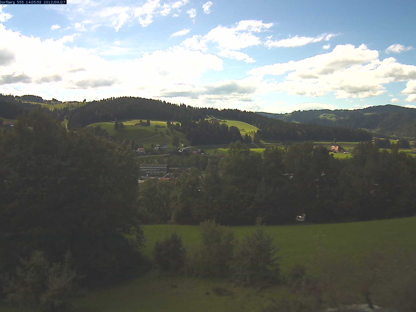 Webcam-Bild: Aussicht vom Dorfberg in Langnau 20120927-140600