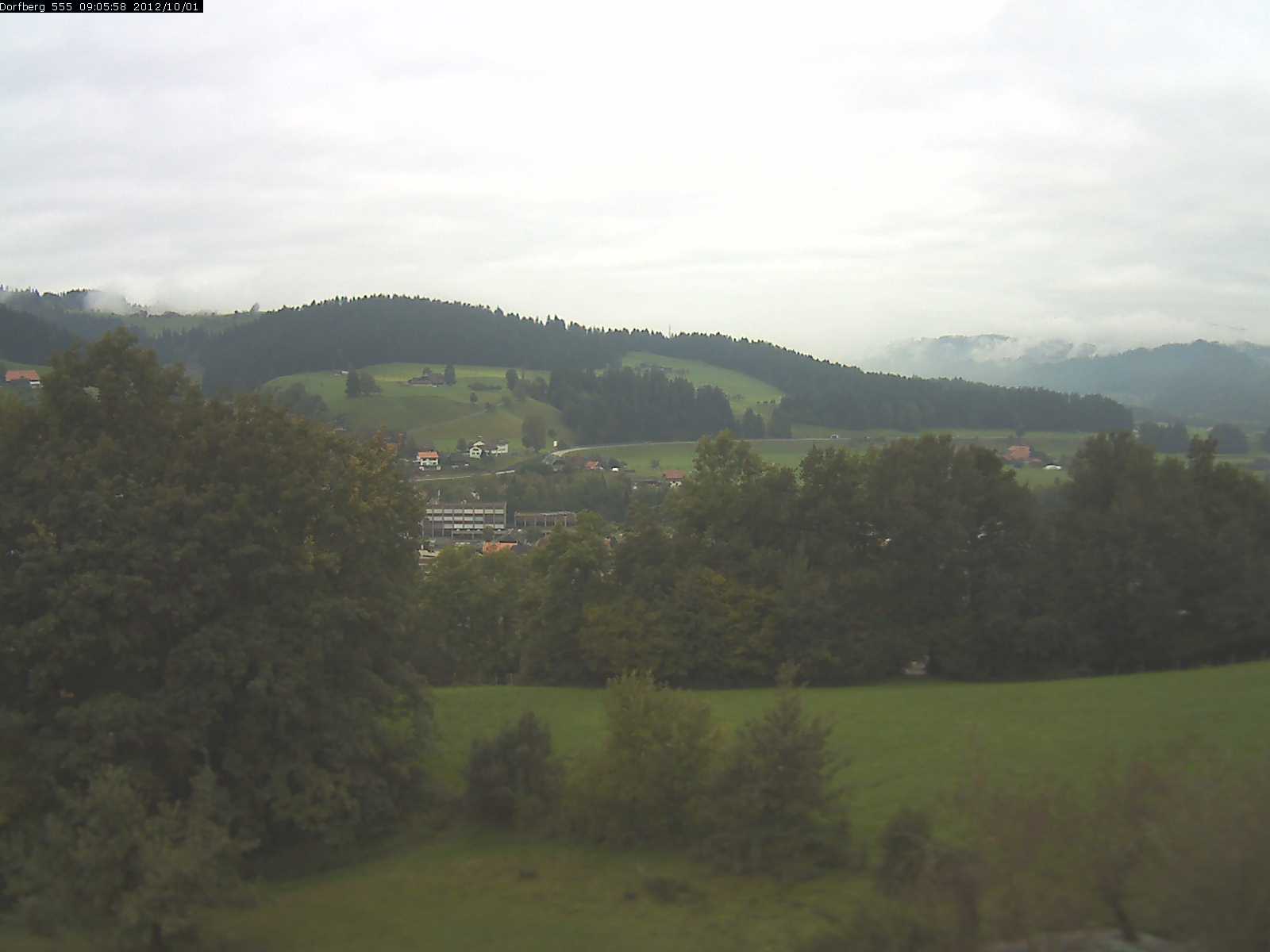 Webcam-Bild: Aussicht vom Dorfberg in Langnau 20121001-090600