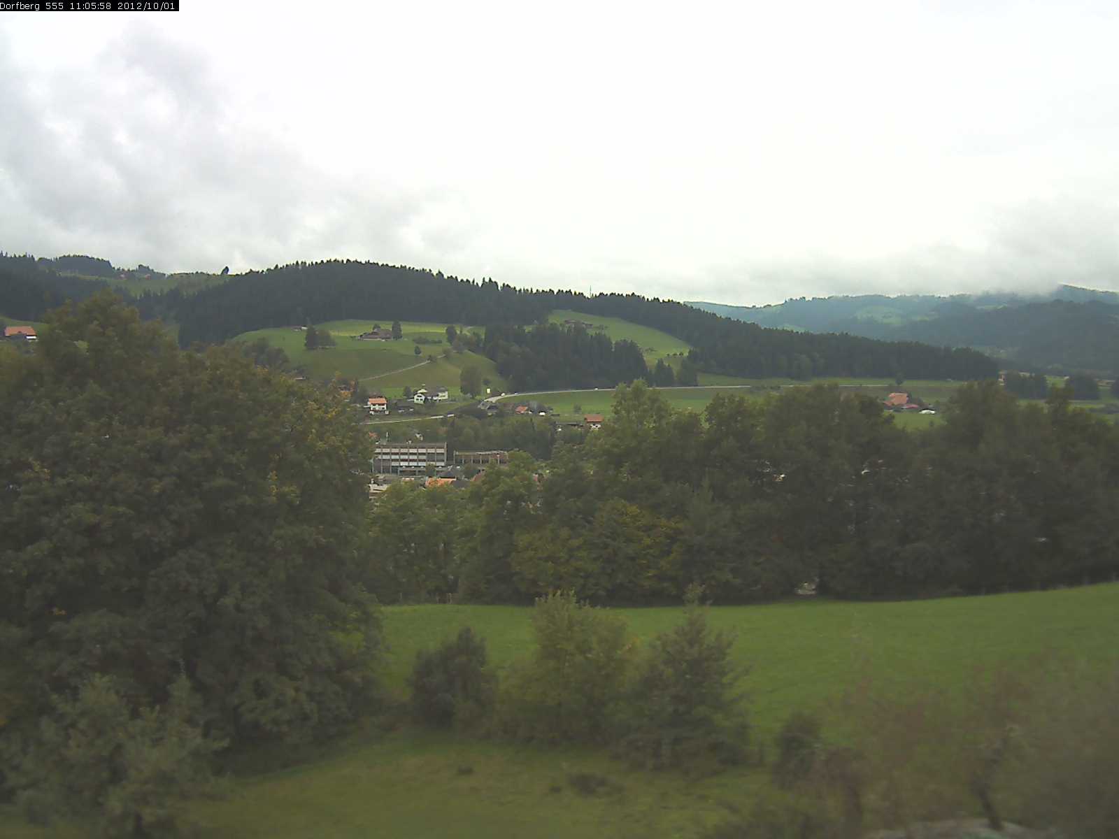 Webcam-Bild: Aussicht vom Dorfberg in Langnau 20121001-110600