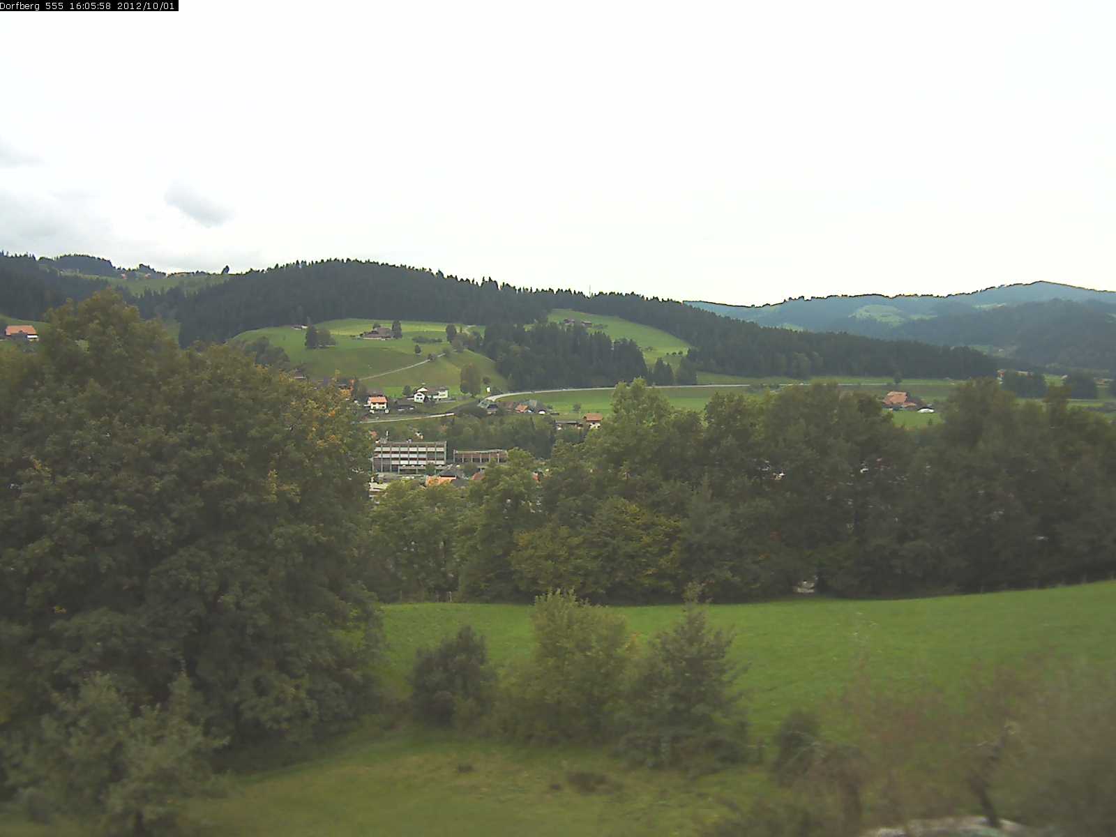 Webcam-Bild: Aussicht vom Dorfberg in Langnau 20121001-160600