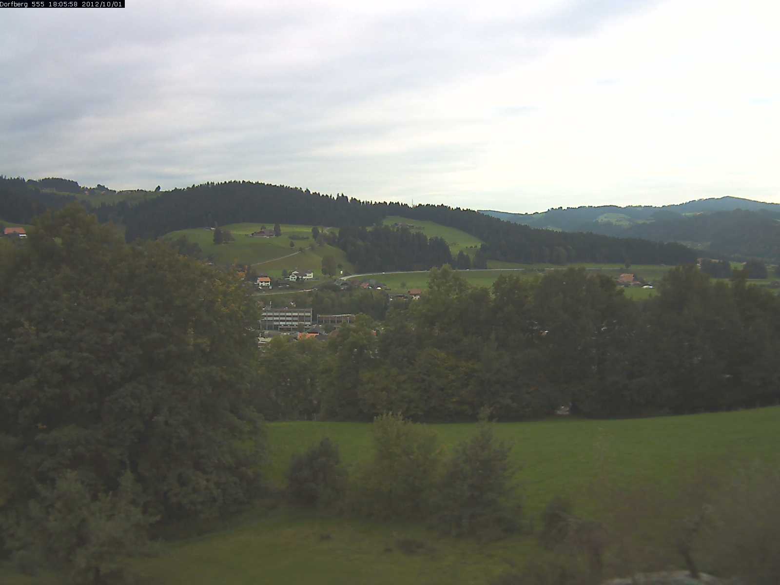 Webcam-Bild: Aussicht vom Dorfberg in Langnau 20121001-180600
