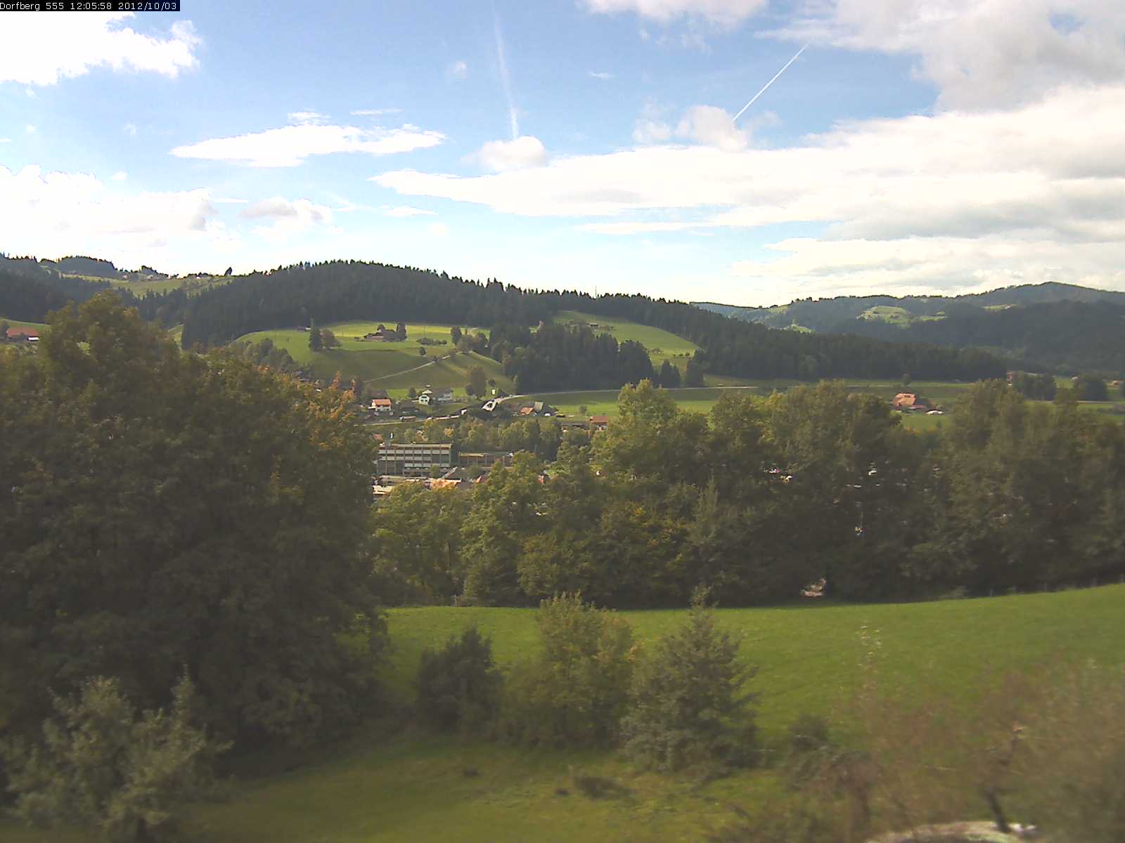Webcam-Bild: Aussicht vom Dorfberg in Langnau 20121003-120600