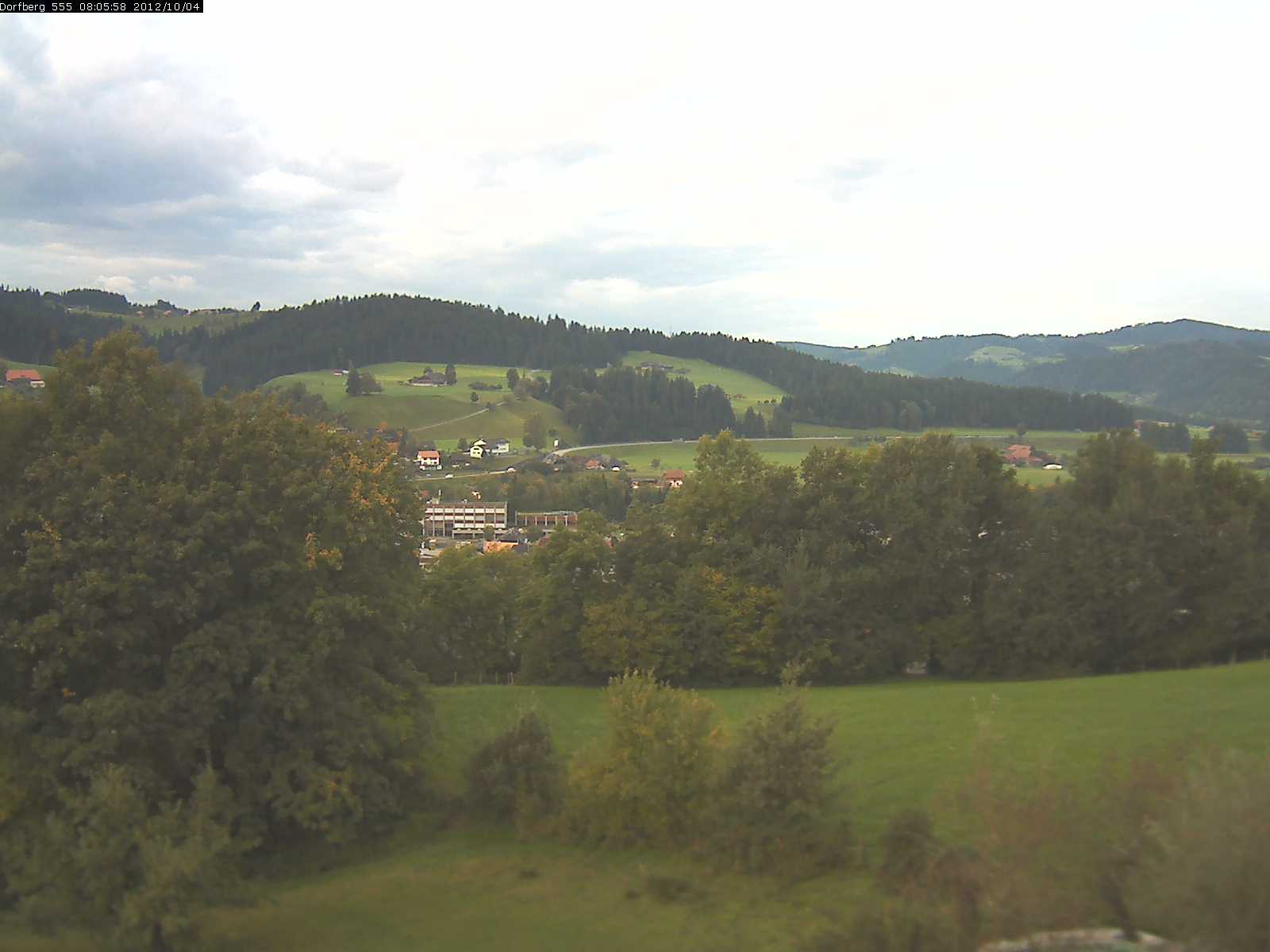 Webcam-Bild: Aussicht vom Dorfberg in Langnau 20121004-080600