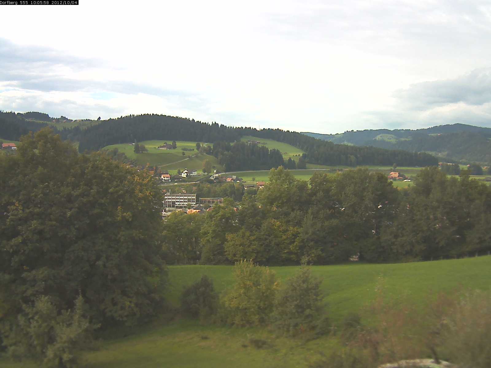 Webcam-Bild: Aussicht vom Dorfberg in Langnau 20121004-100600