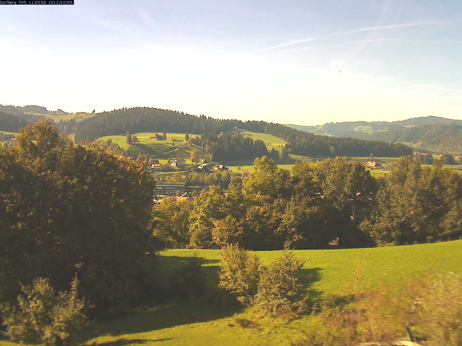 Webcam-Bild: Aussicht vom Dorfberg in Langnau 20121005-110600