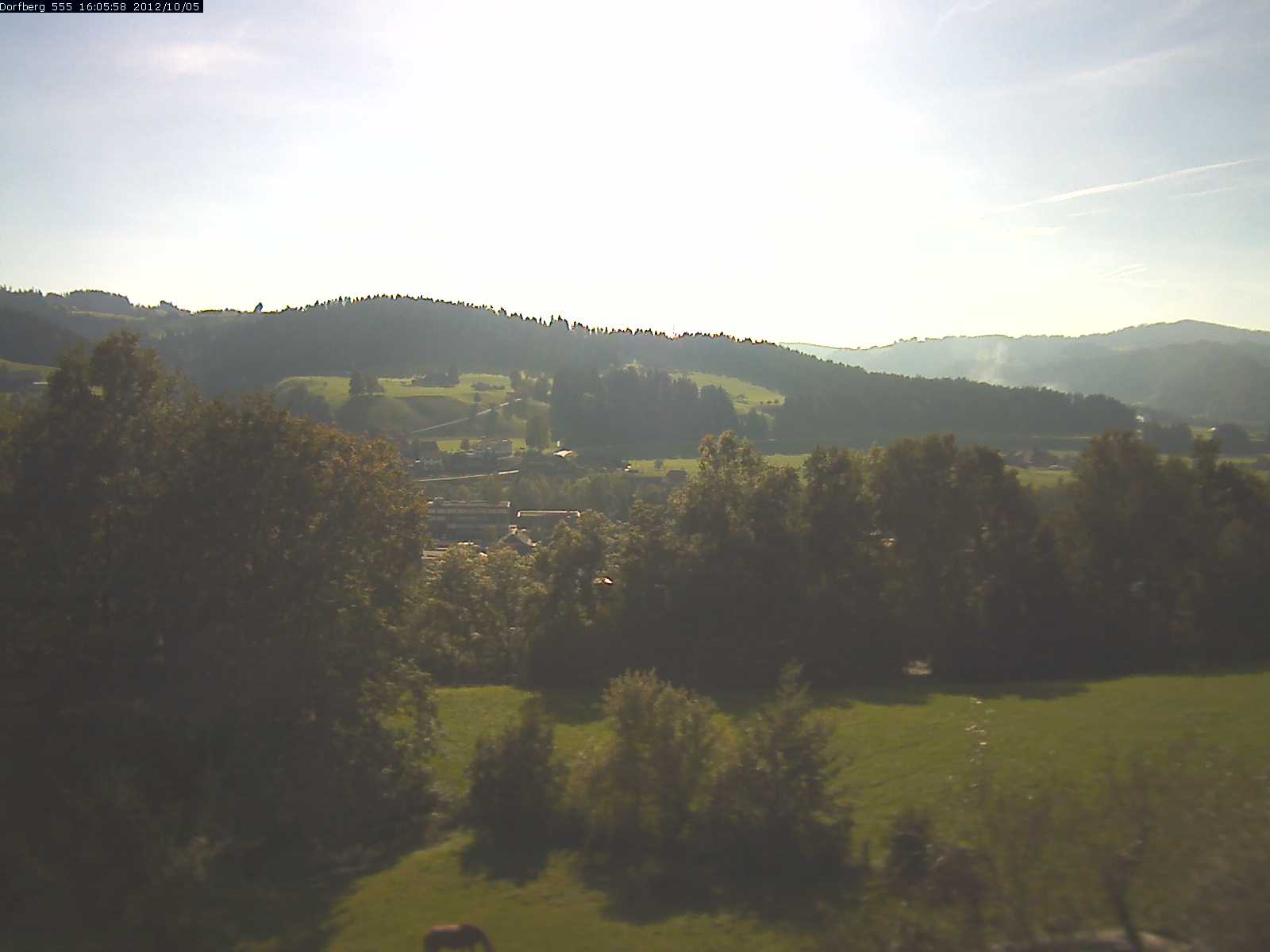 Webcam-Bild: Aussicht vom Dorfberg in Langnau 20121005-160600