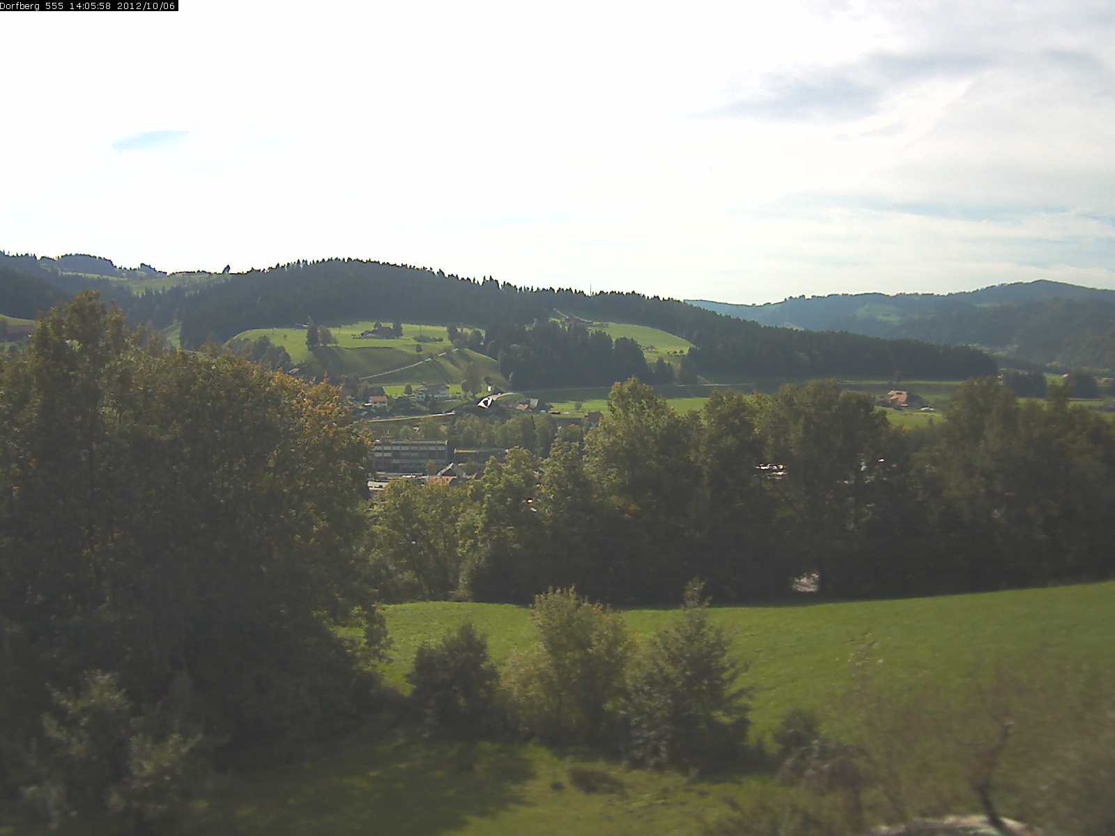 Webcam-Bild: Aussicht vom Dorfberg in Langnau 20121006-140600
