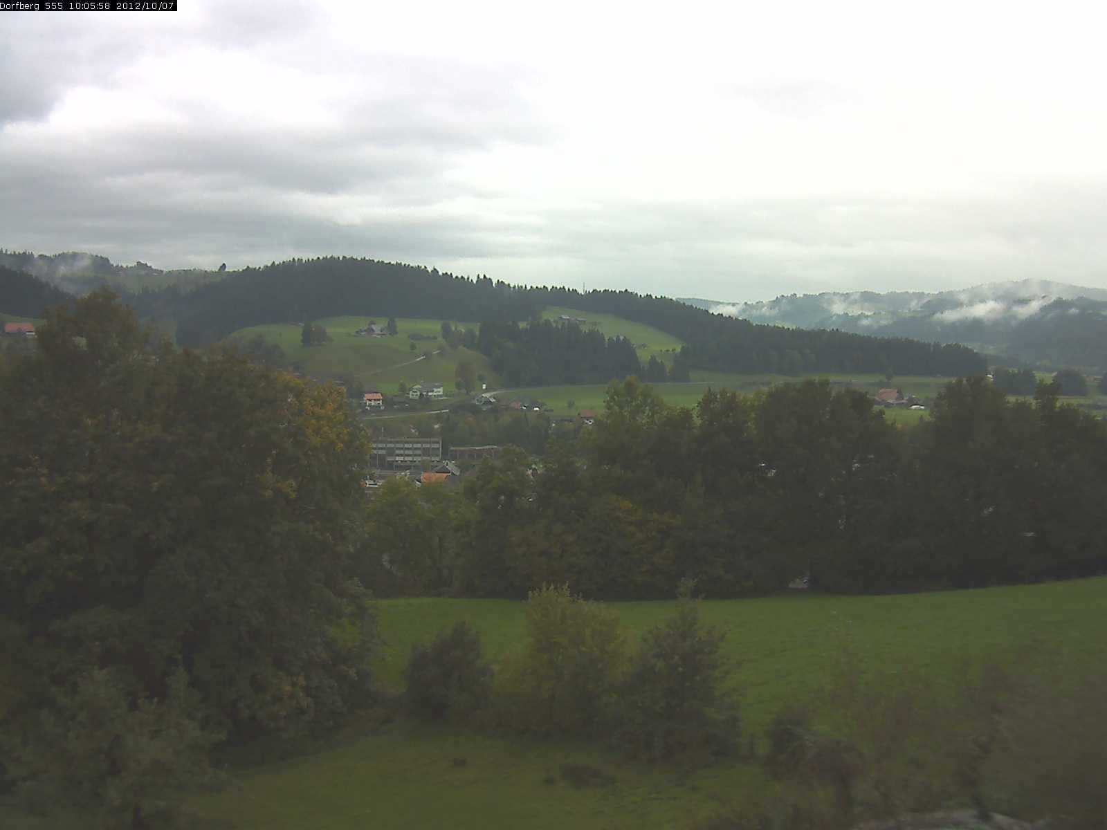 Webcam-Bild: Aussicht vom Dorfberg in Langnau 20121007-100600