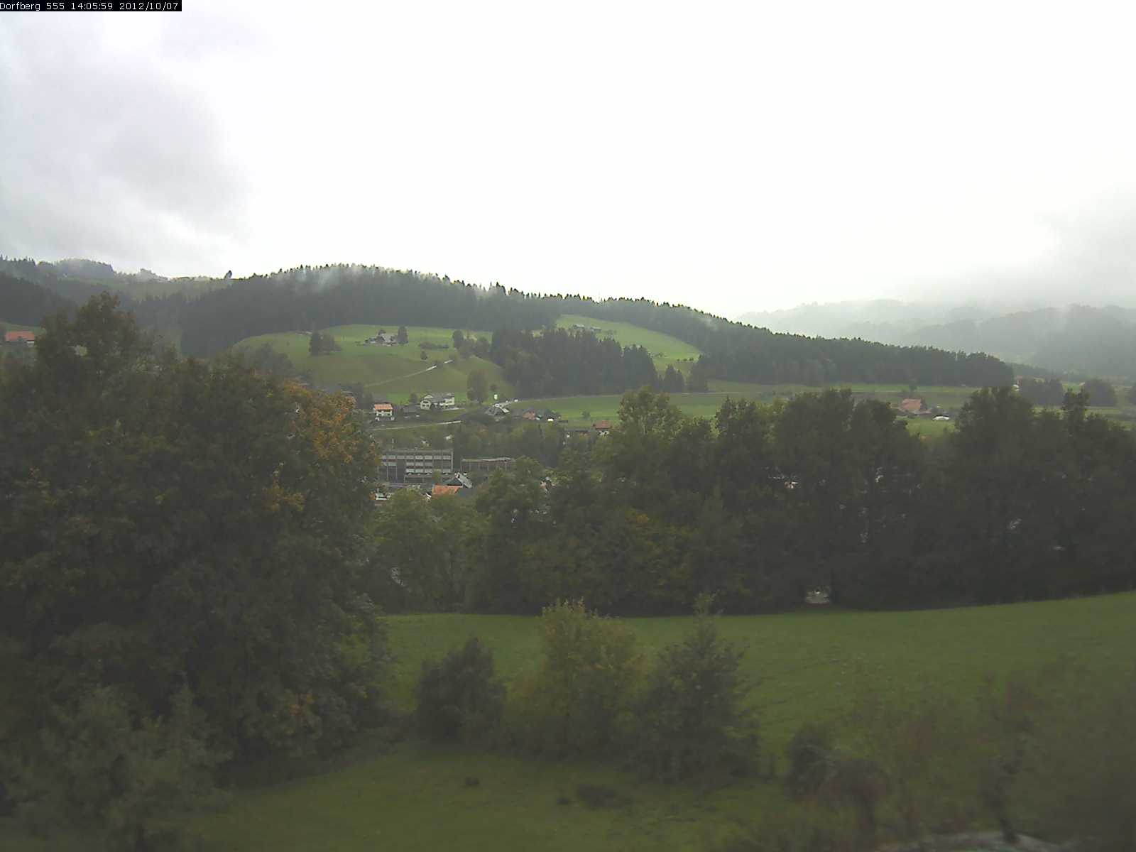 Webcam-Bild: Aussicht vom Dorfberg in Langnau 20121007-140600