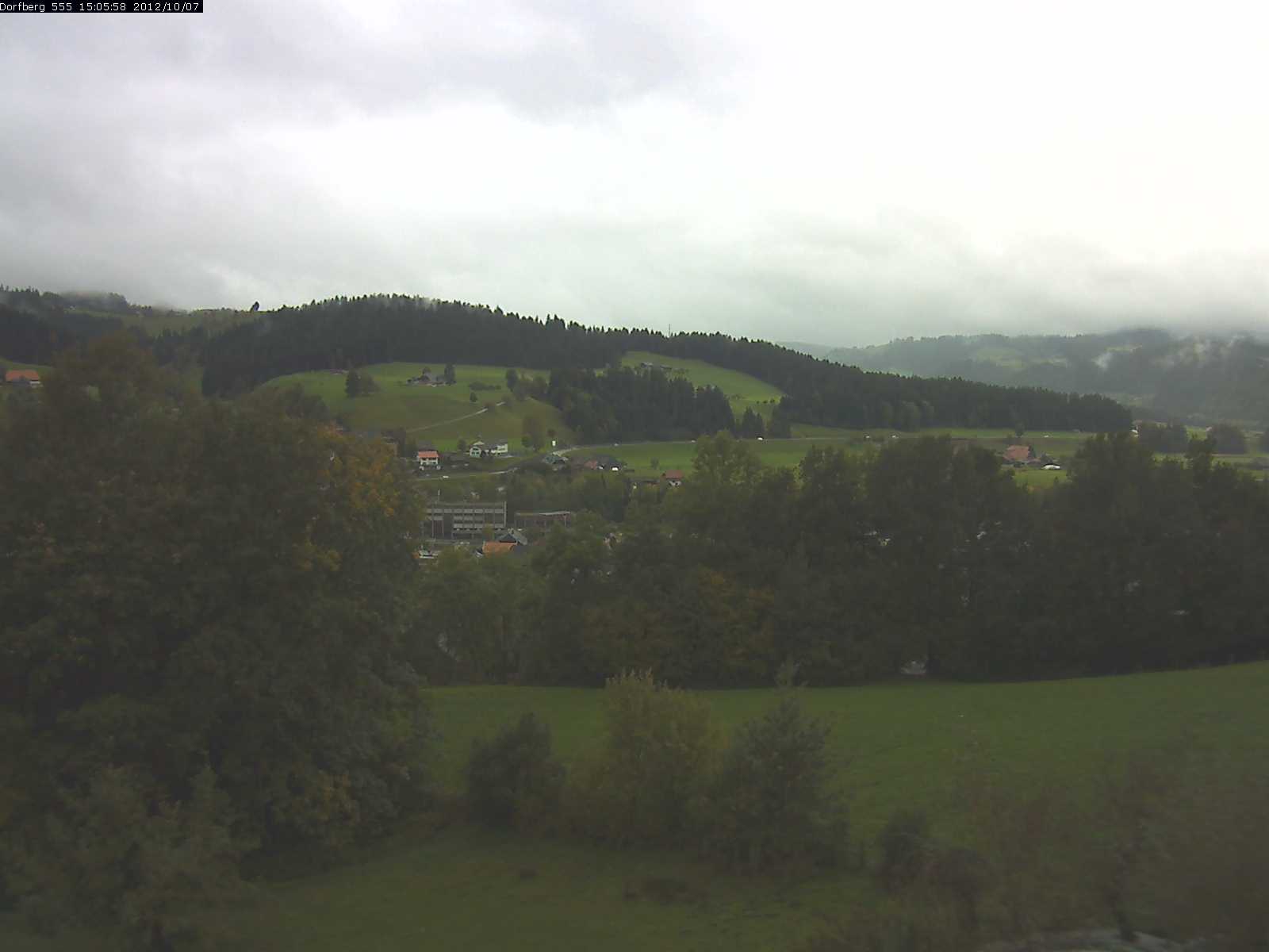 Webcam-Bild: Aussicht vom Dorfberg in Langnau 20121007-150600