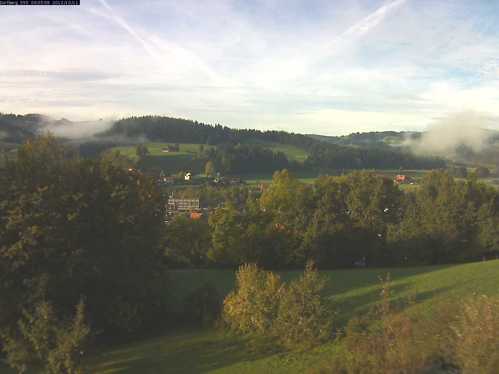 Webcam-Bild: Aussicht vom Dorfberg in Langnau 20121011-090600