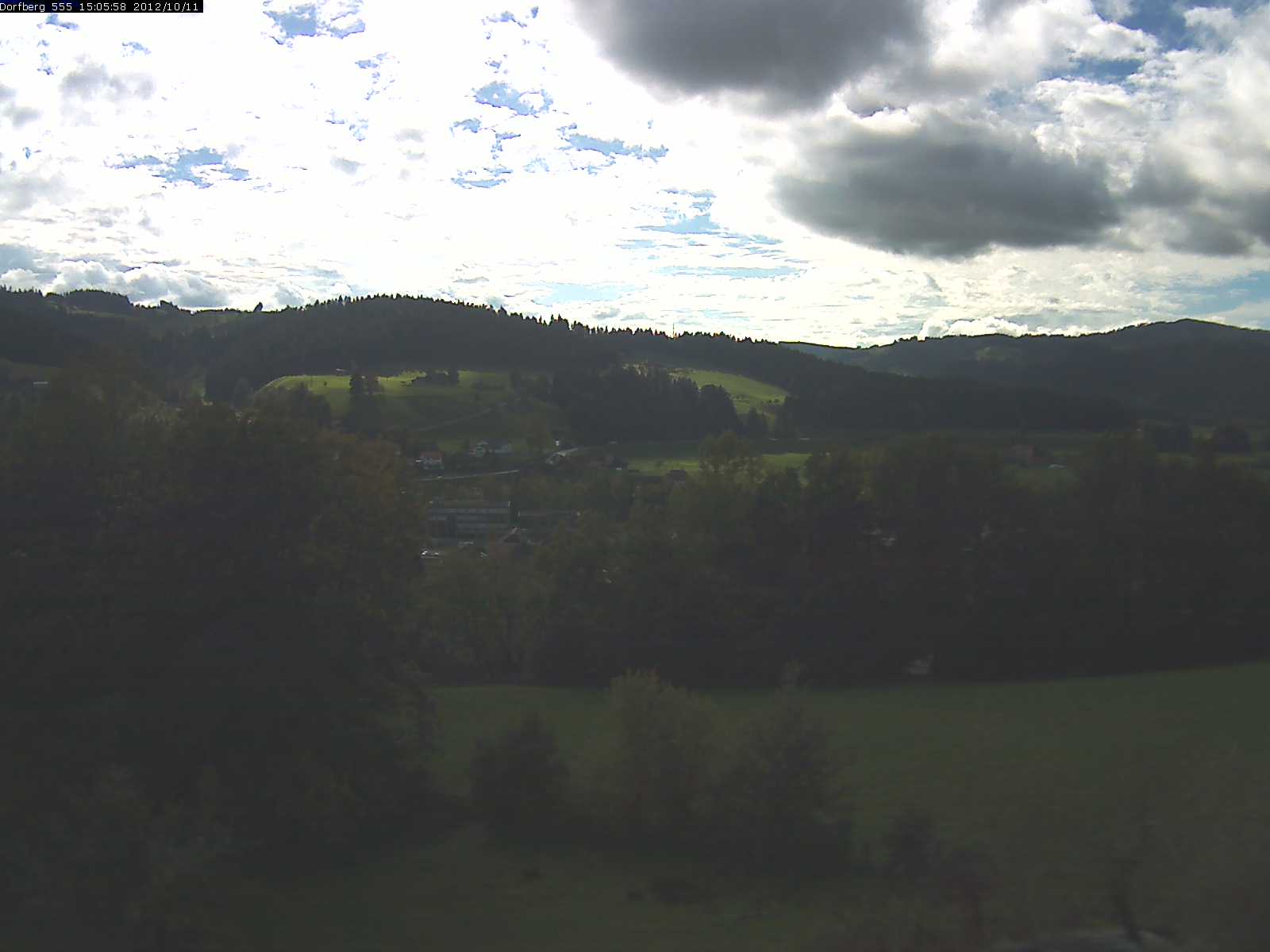 Webcam-Bild: Aussicht vom Dorfberg in Langnau 20121011-150600