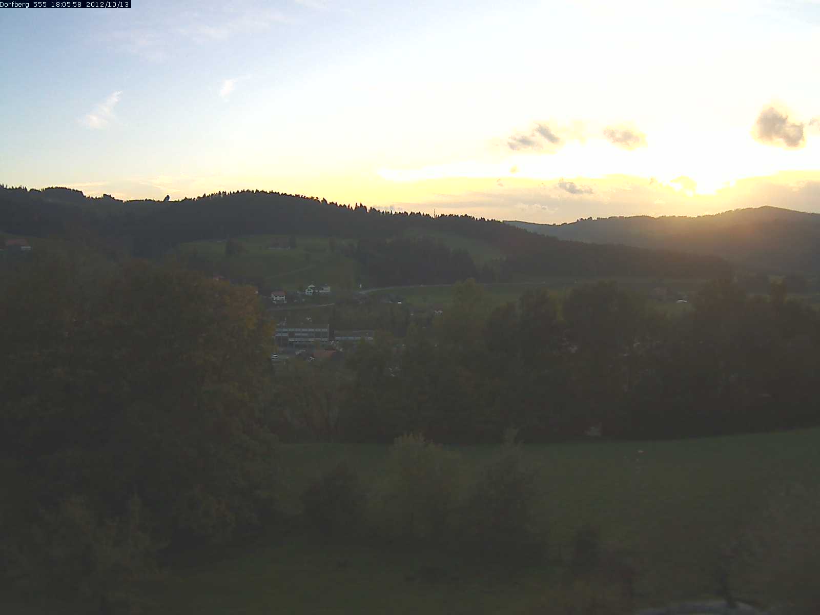Webcam-Bild: Aussicht vom Dorfberg in Langnau 20121013-180600