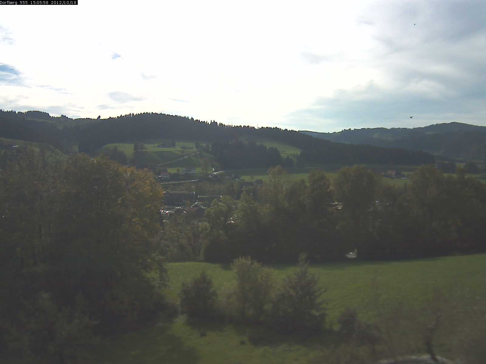 Webcam-Bild: Aussicht vom Dorfberg in Langnau 20121018-150600