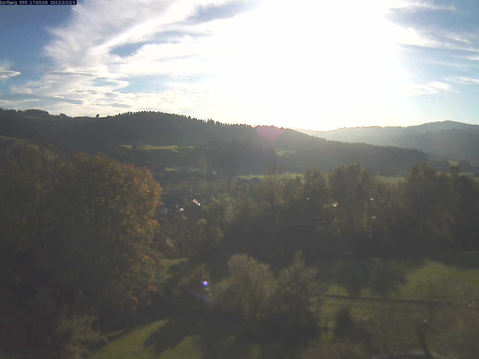 Webcam-Bild: Aussicht vom Dorfberg in Langnau 20121019-170600