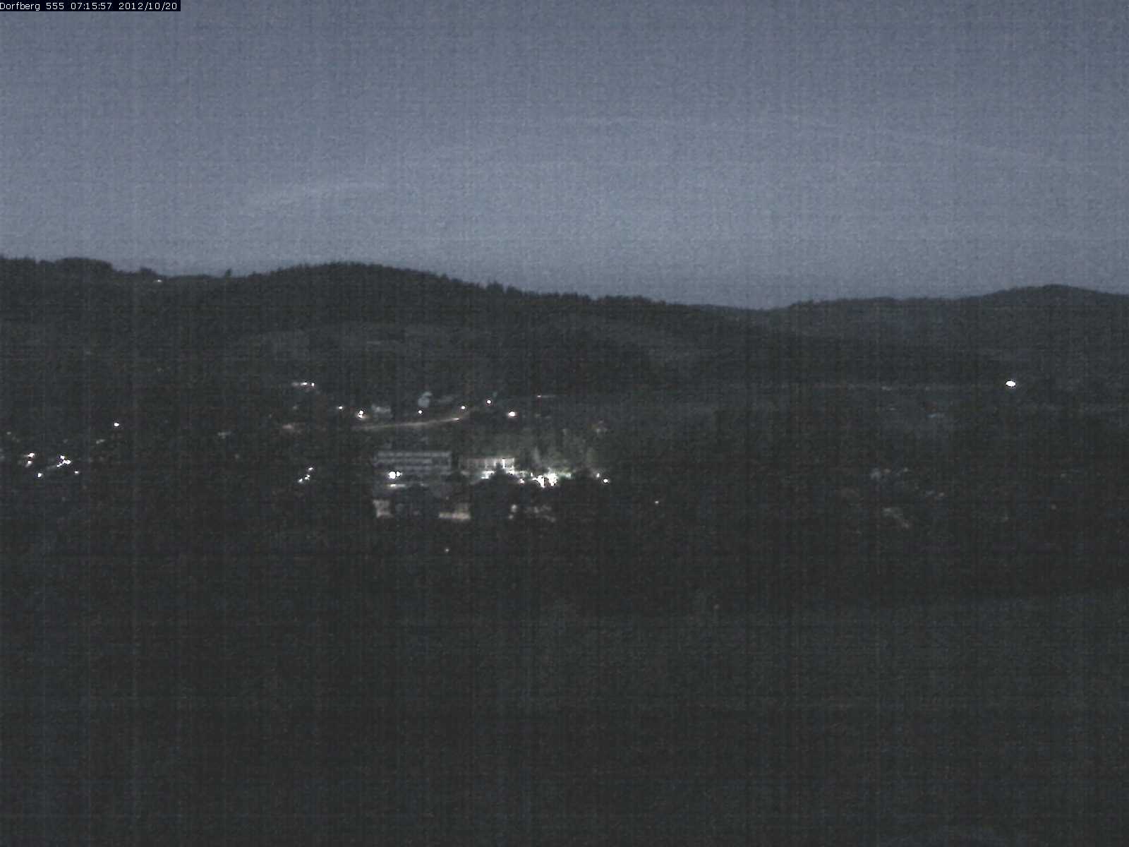 Webcam-Bild: Aussicht vom Dorfberg in Langnau 20121020-071600