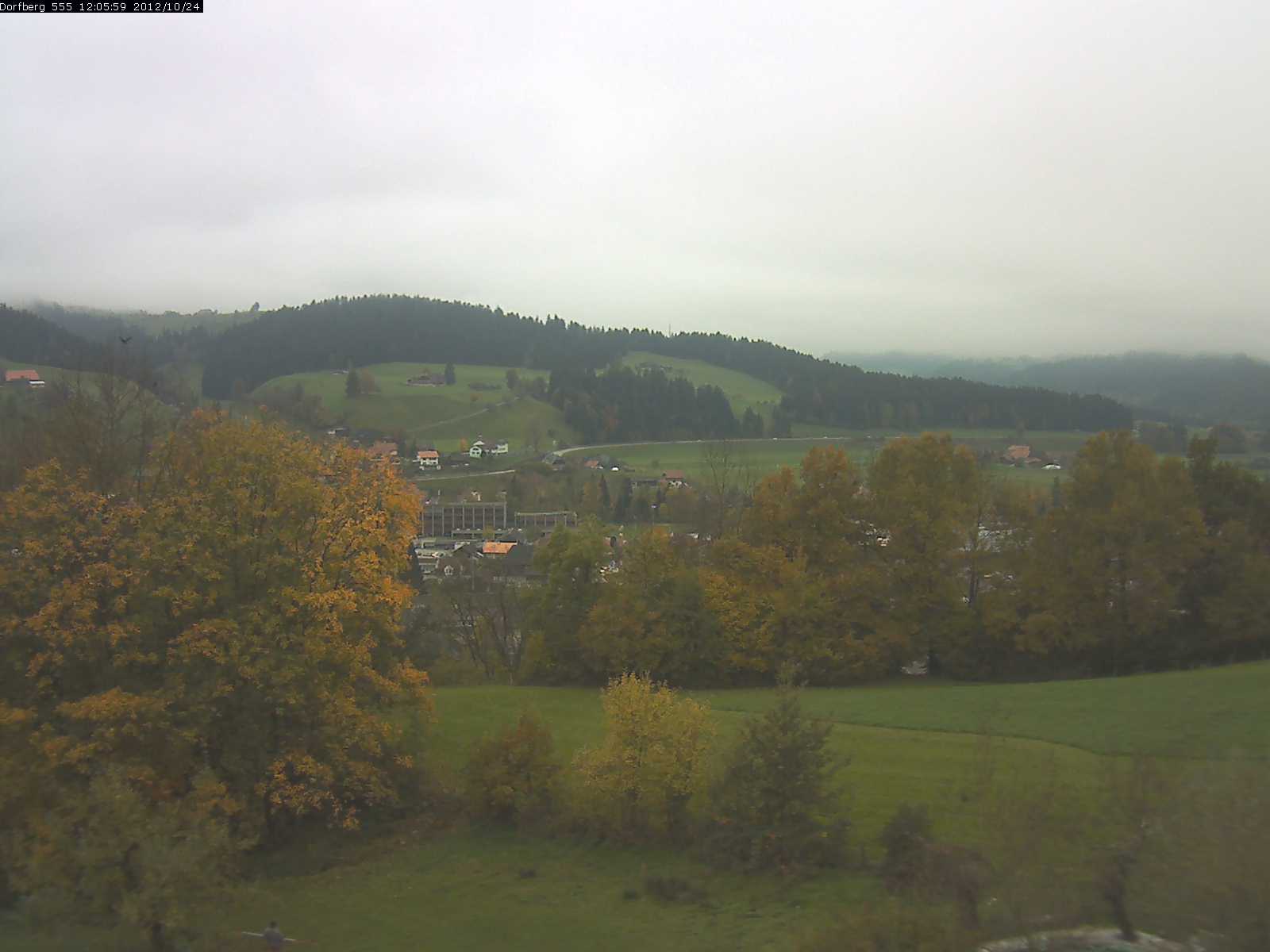 Webcam-Bild: Aussicht vom Dorfberg in Langnau 20121024-120600
