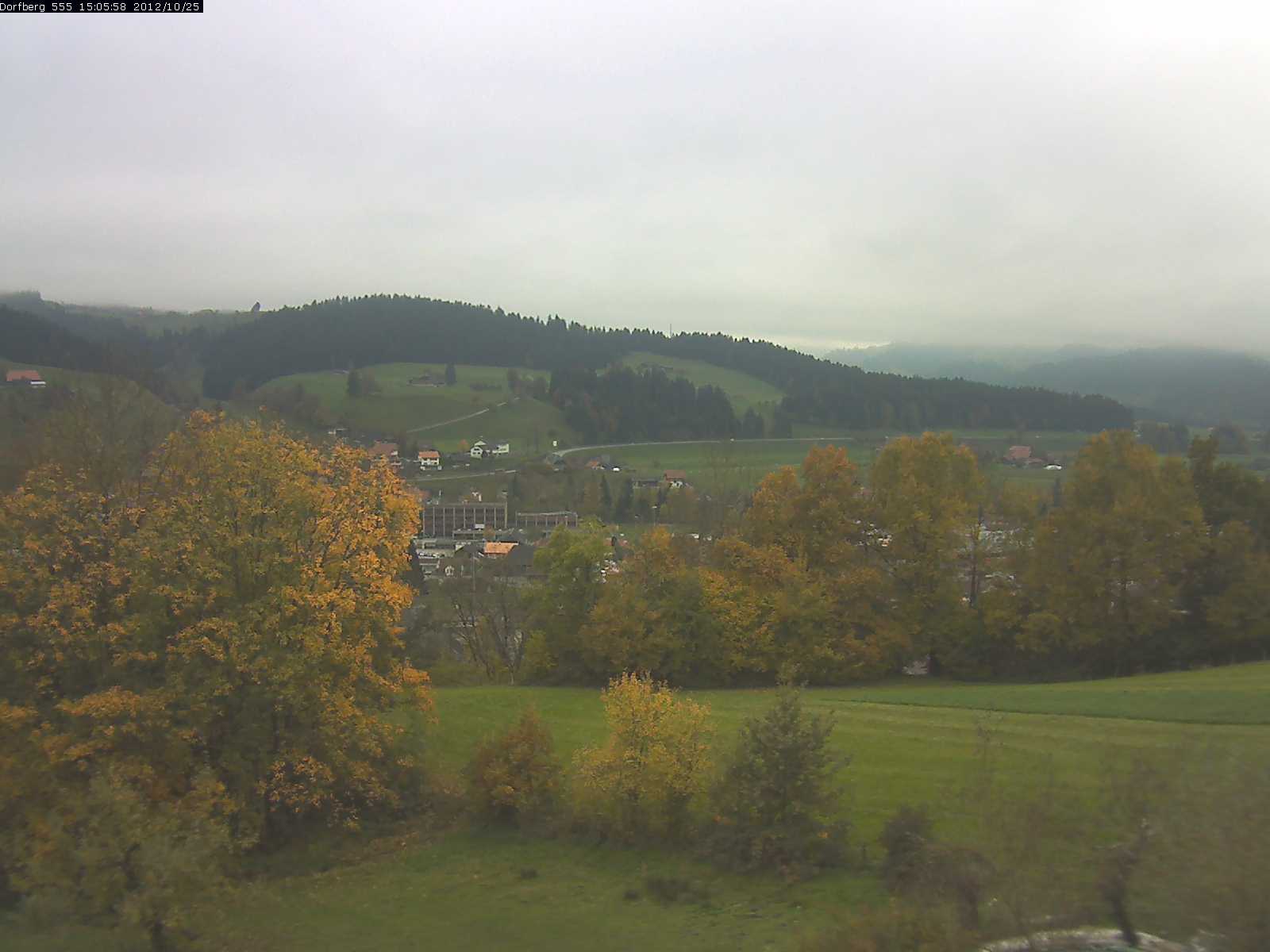 Webcam-Bild: Aussicht vom Dorfberg in Langnau 20121025-150600